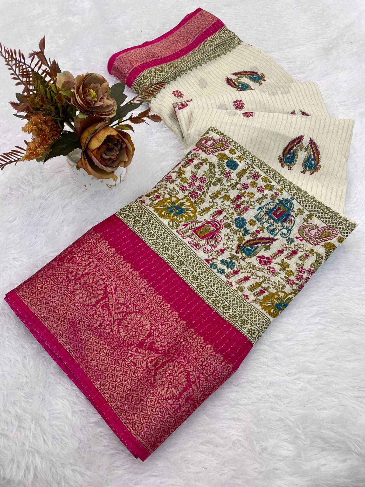 A TO Z CART Art Silk Printed Regular Saree With Unstitched Blouse Piece ( Pink ) A TO Z CART Art Silk Printed Regular Saree With Unstitched Blouse Piece ( Pink )