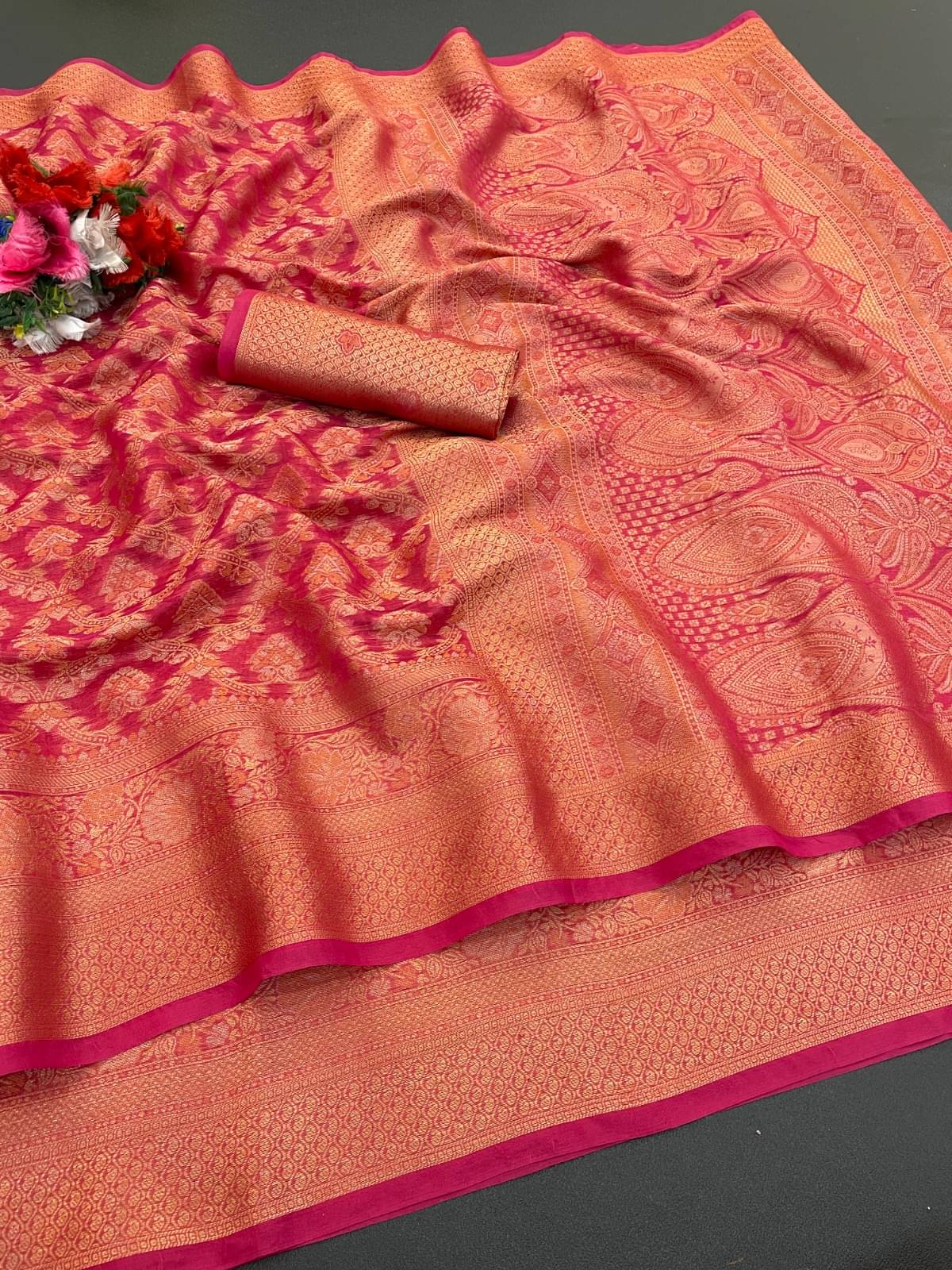 A TO Z CART Organza Printed Regular Saree With Unstitched Blouse Piece ( Pink ) A TO Z CART Organza Printed Regular Saree With Unstitched Blouse Piece ( Pink )