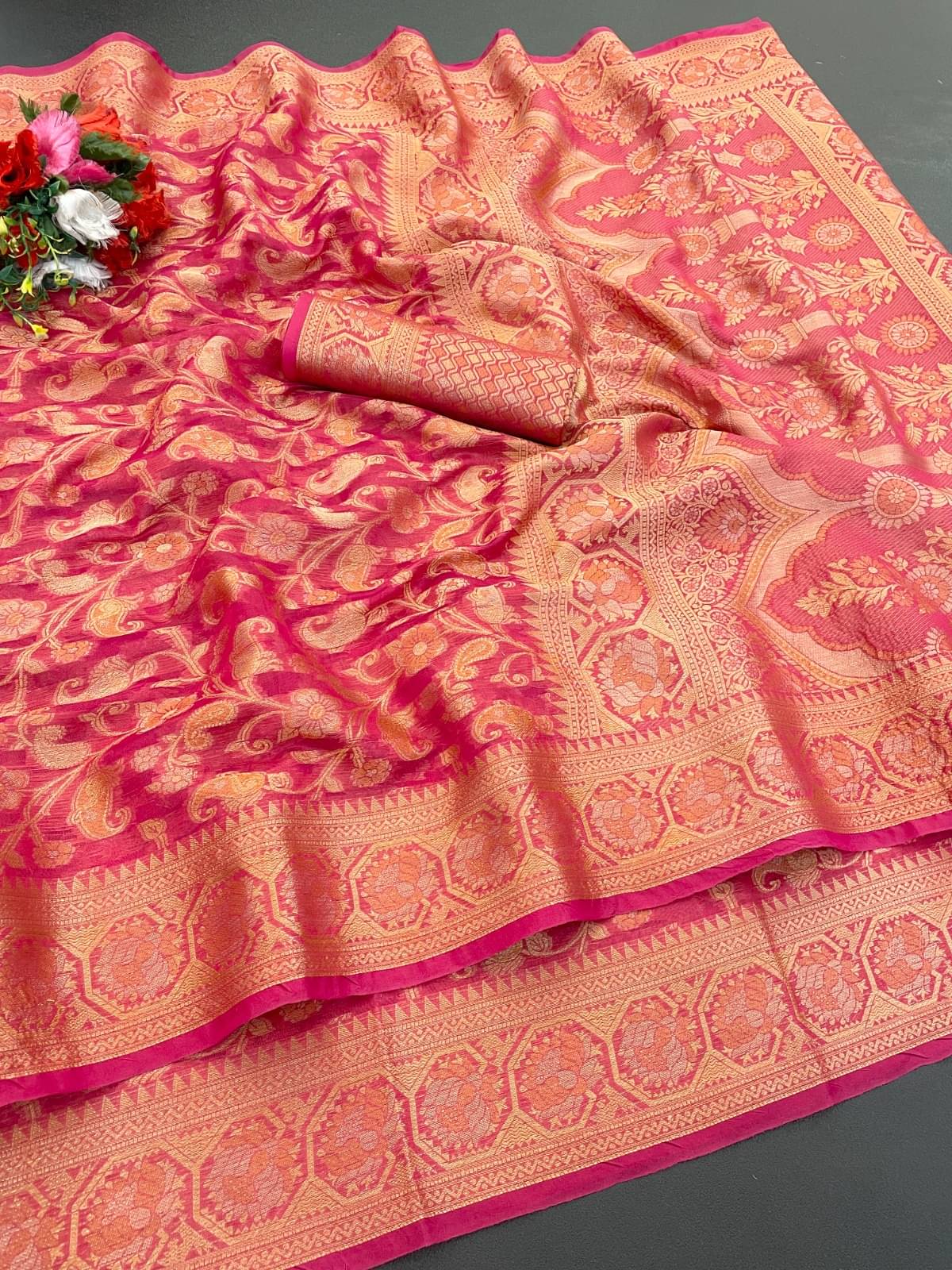     			A TO Z CART Organza Printed Regular Saree With Unstitched Blouse Piece ( Pink )