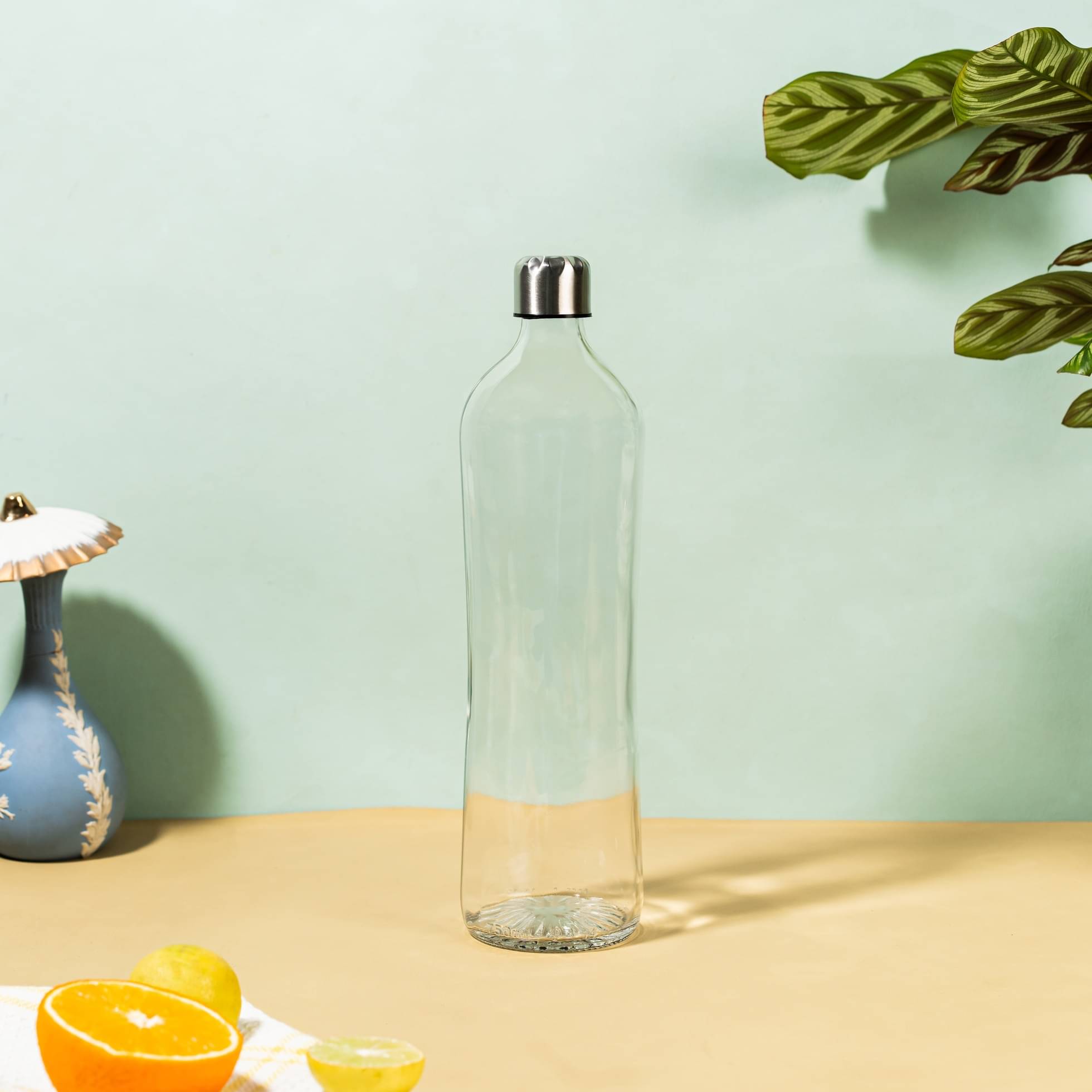     			AANAMI White Glass Water Bottle 750 mL ( Set of 1 )