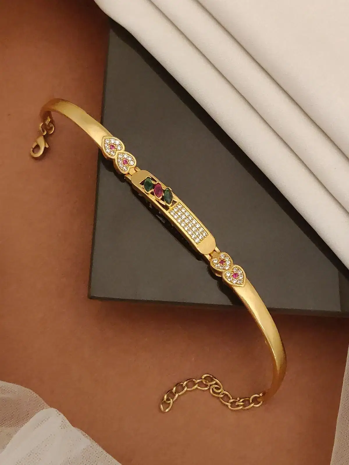 GlowNest Yellow Bracelet ( Pack of 1 ) GlowNest Yellow Bracelet ( Pack of 1 )