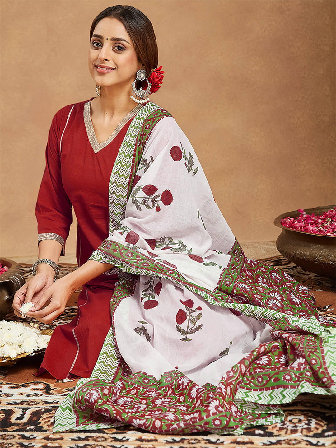     			Janasya Women Cotton Embellished Straight Kurti With Pants ( Red )