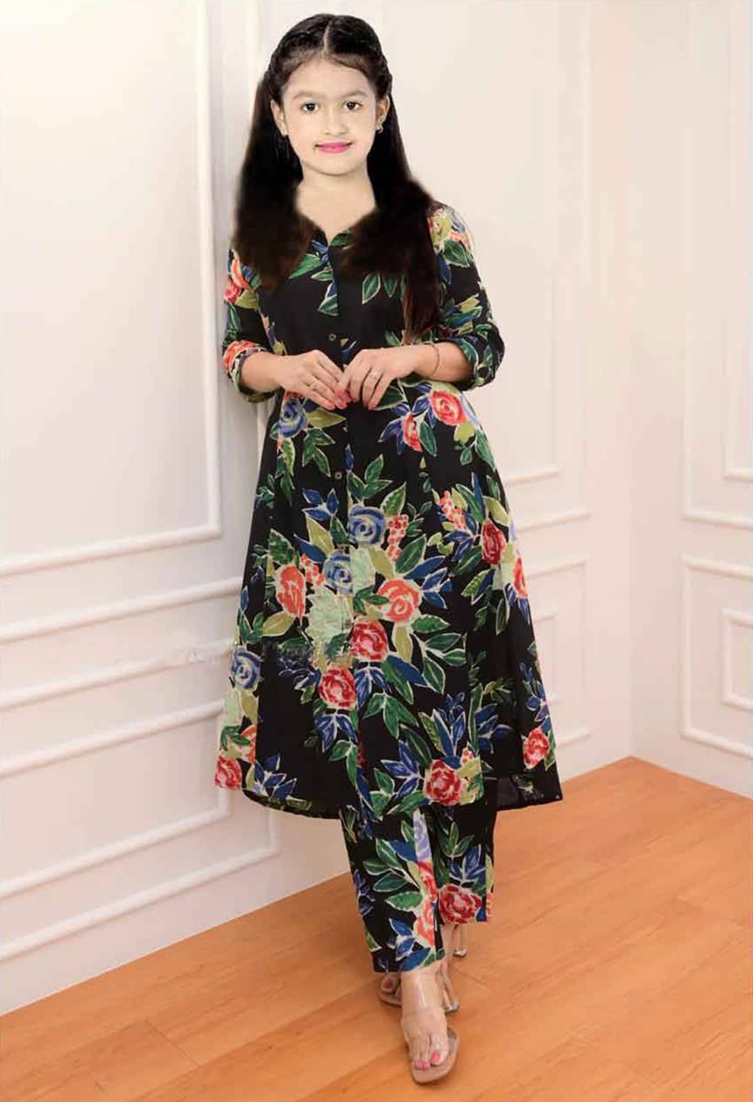     			Deepkala Designer Girls Cotton Blend Kurti with Pants ( Pack of 1 , Black )