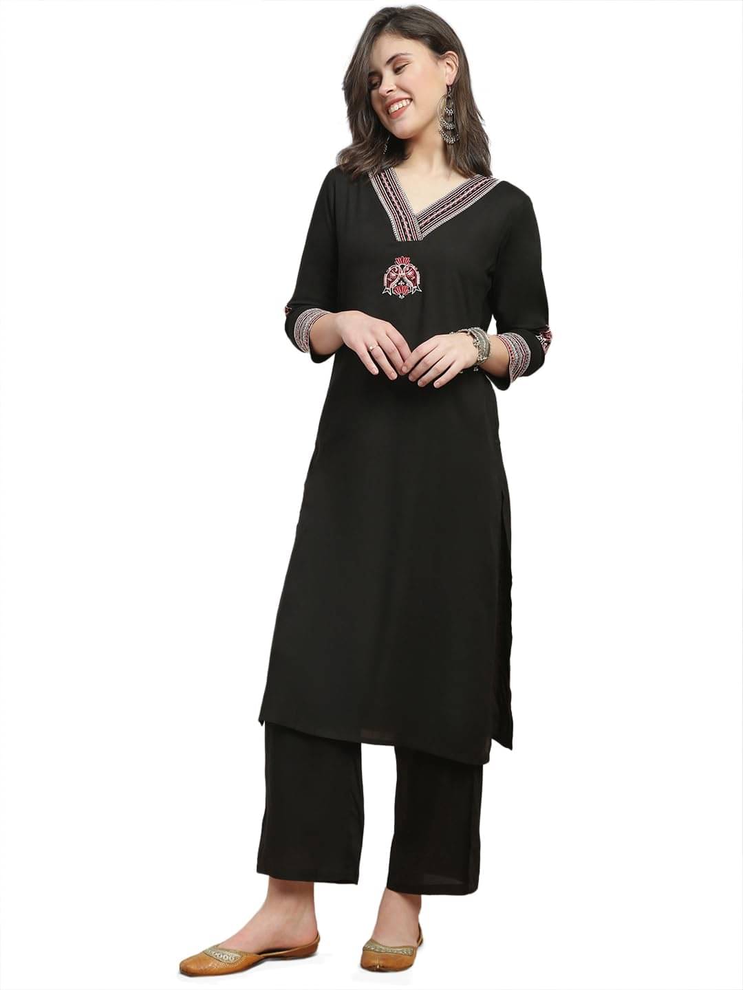 Globus Women Polyester Embroidered Straight Kurti With Pants ( Black ) Globus Women Polyester Embroidered Straight Kurti With Pants ( Black )
