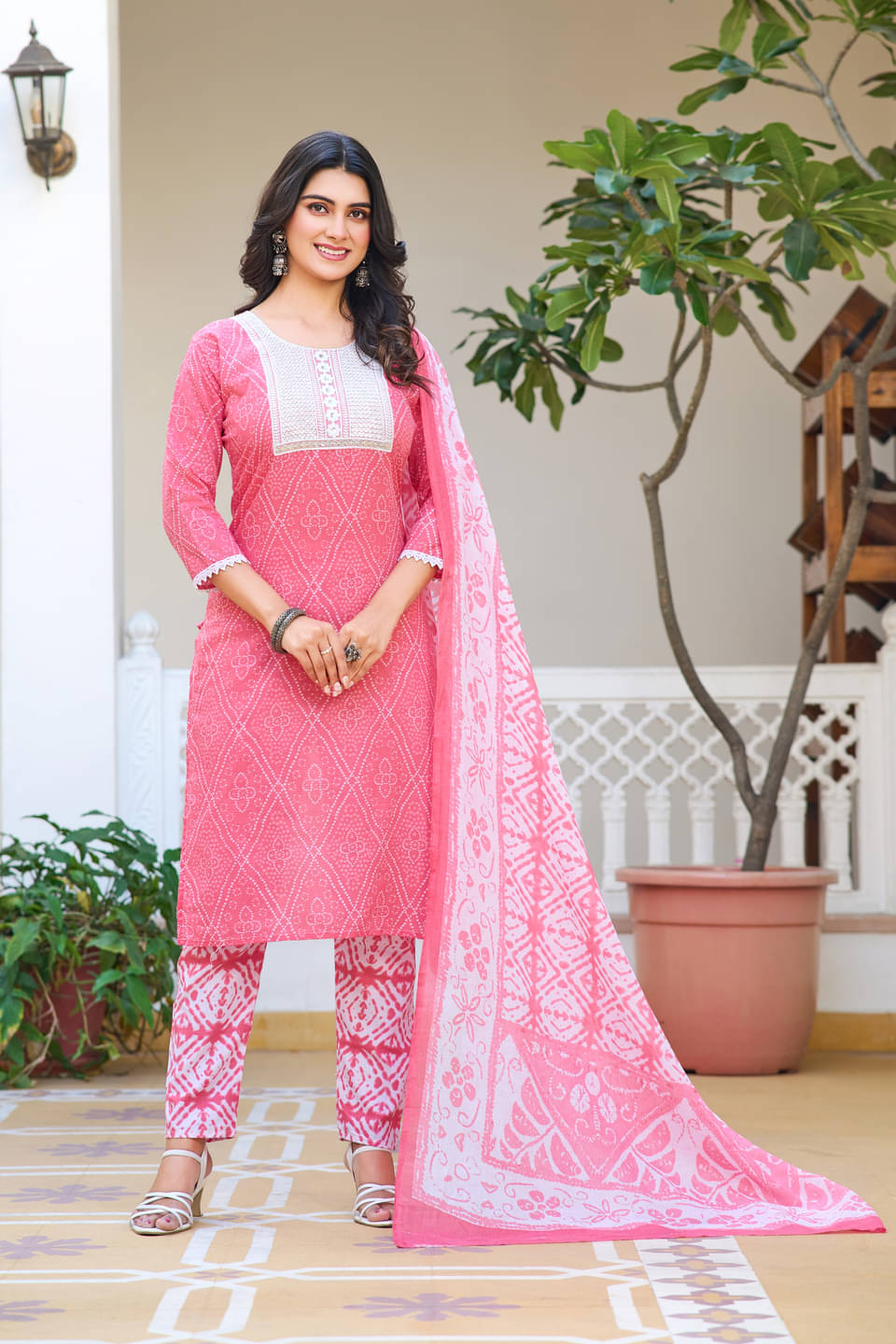     			YAGNIK FASHION Women Rayon Printed A-line Kurti With Pants ( Maroon )