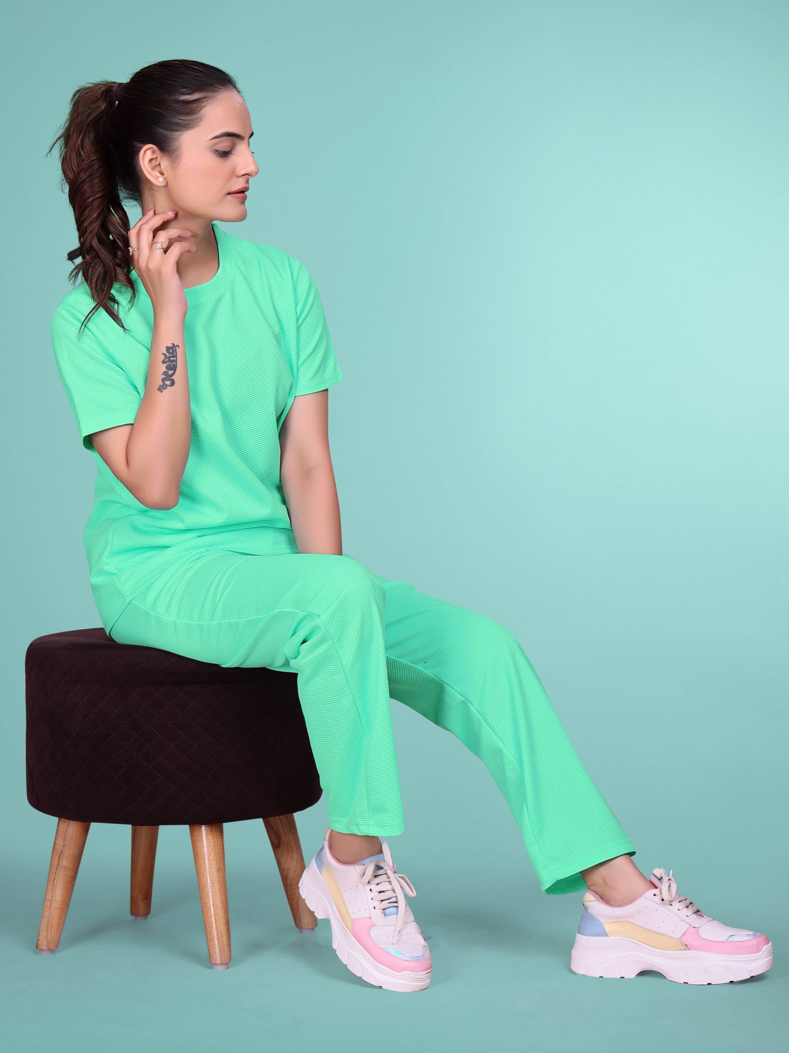     			SAKARMAA Women T-Shirt With Trousers Co-Ord Set ( Green )