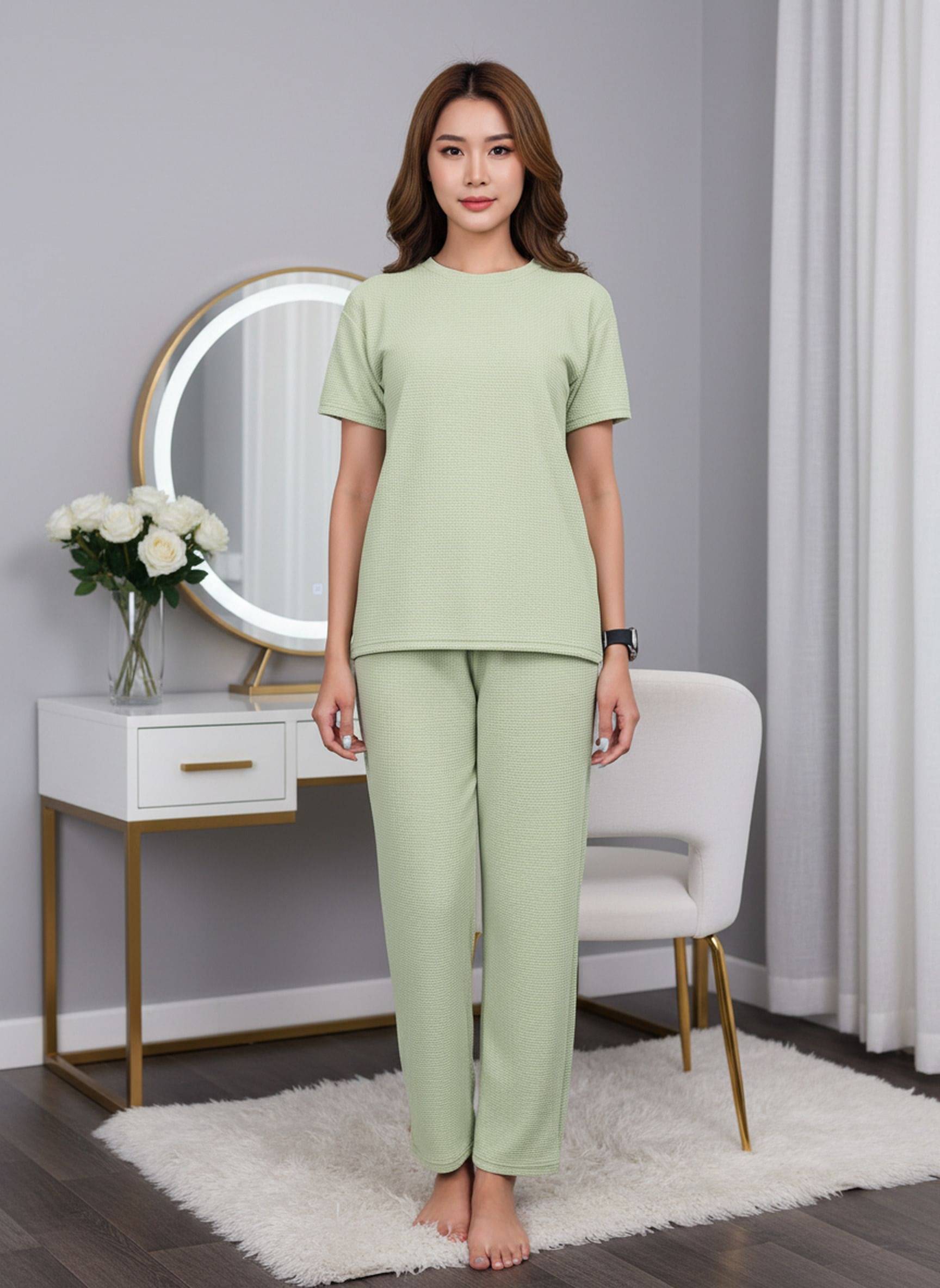     			SAKARMAA Women T-Shirt With Trousers Co-Ord Set ( Green )