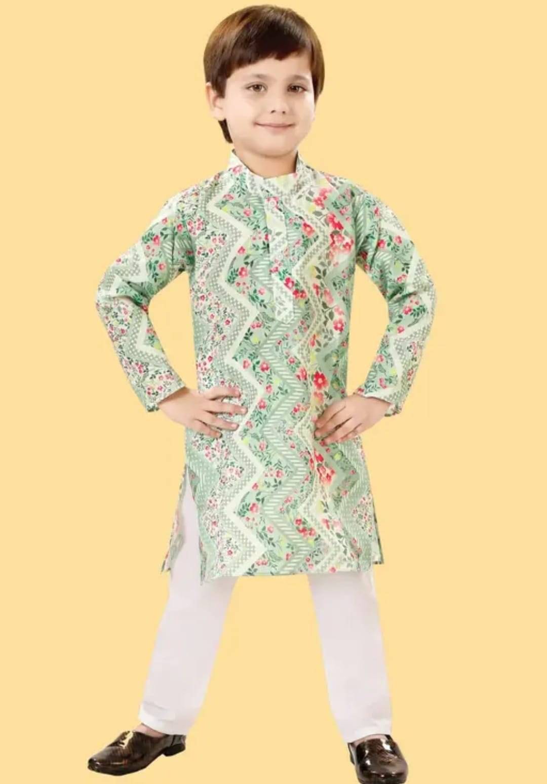     			SPARSH ETHNICS Boys Cotton Blend Green Kurta Pyjama Set ( Pack of 1 )