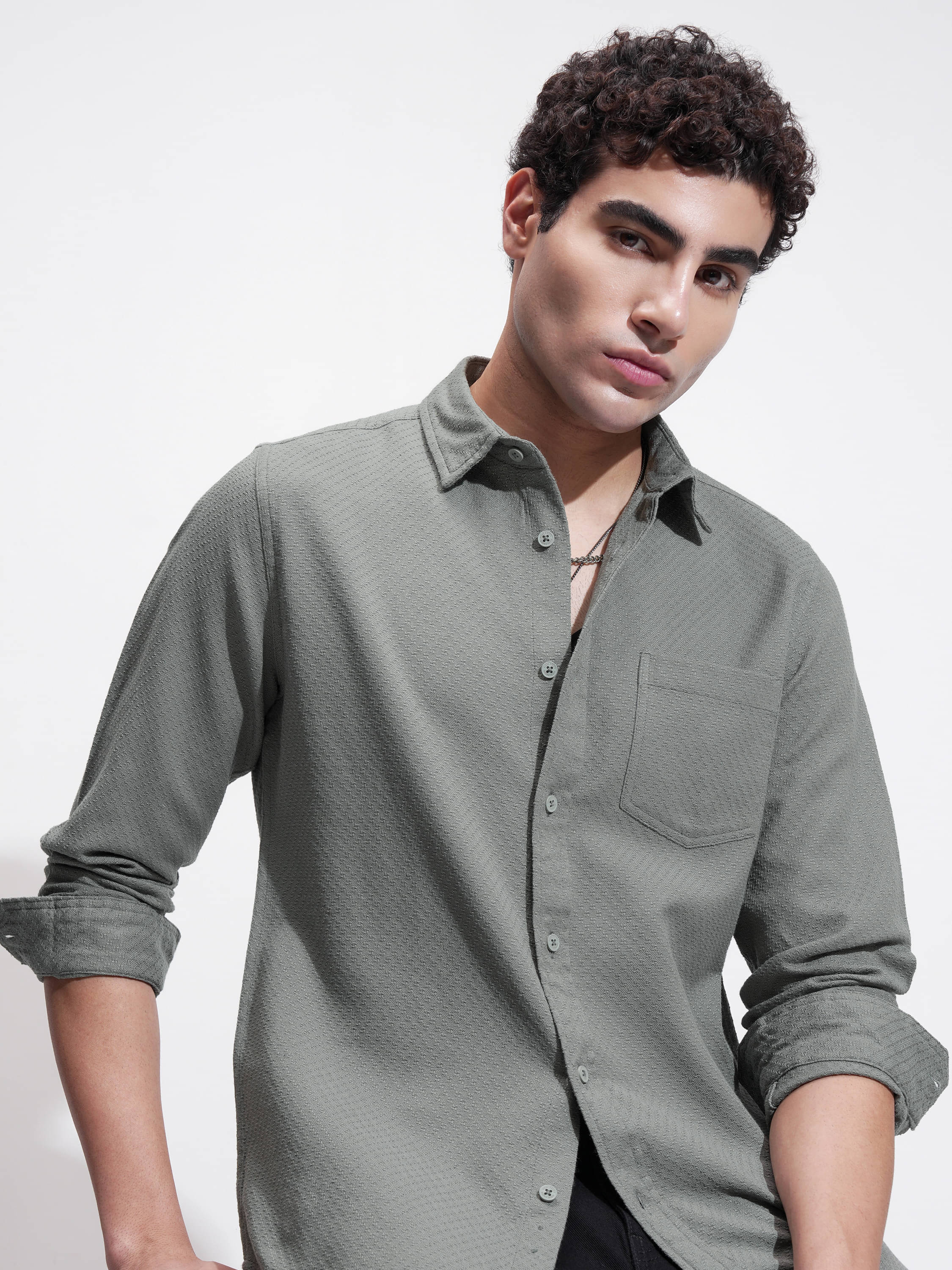     			Highlander Cotton Blend Slim Fit Self Design Full Sleeves Men's Casual Shirt - Green ( Pack of 1 )