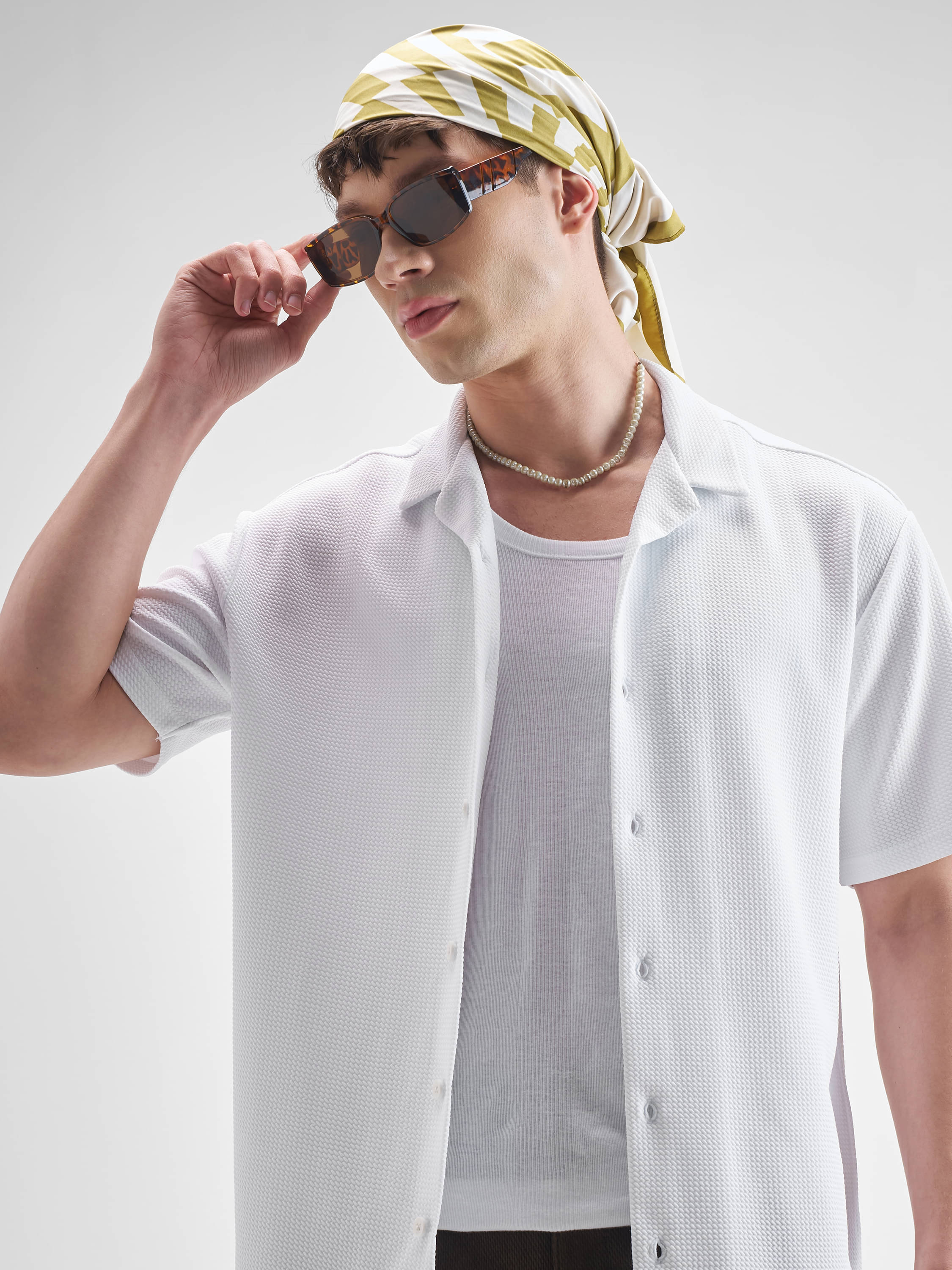     			Highlander Polyester Relaxed Fit Self Design Half Sleeves Men's Casual Shirt - White ( Pack of 1 )