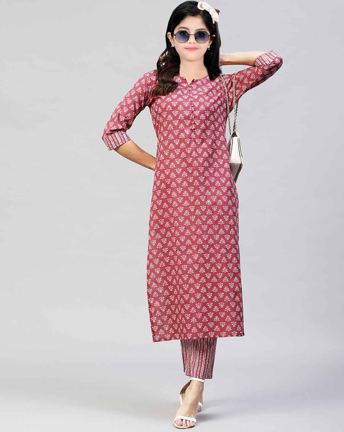     			Mivastri Girls Cotton Blend Kurti with Pants ( Pack of 1 , Maroon )