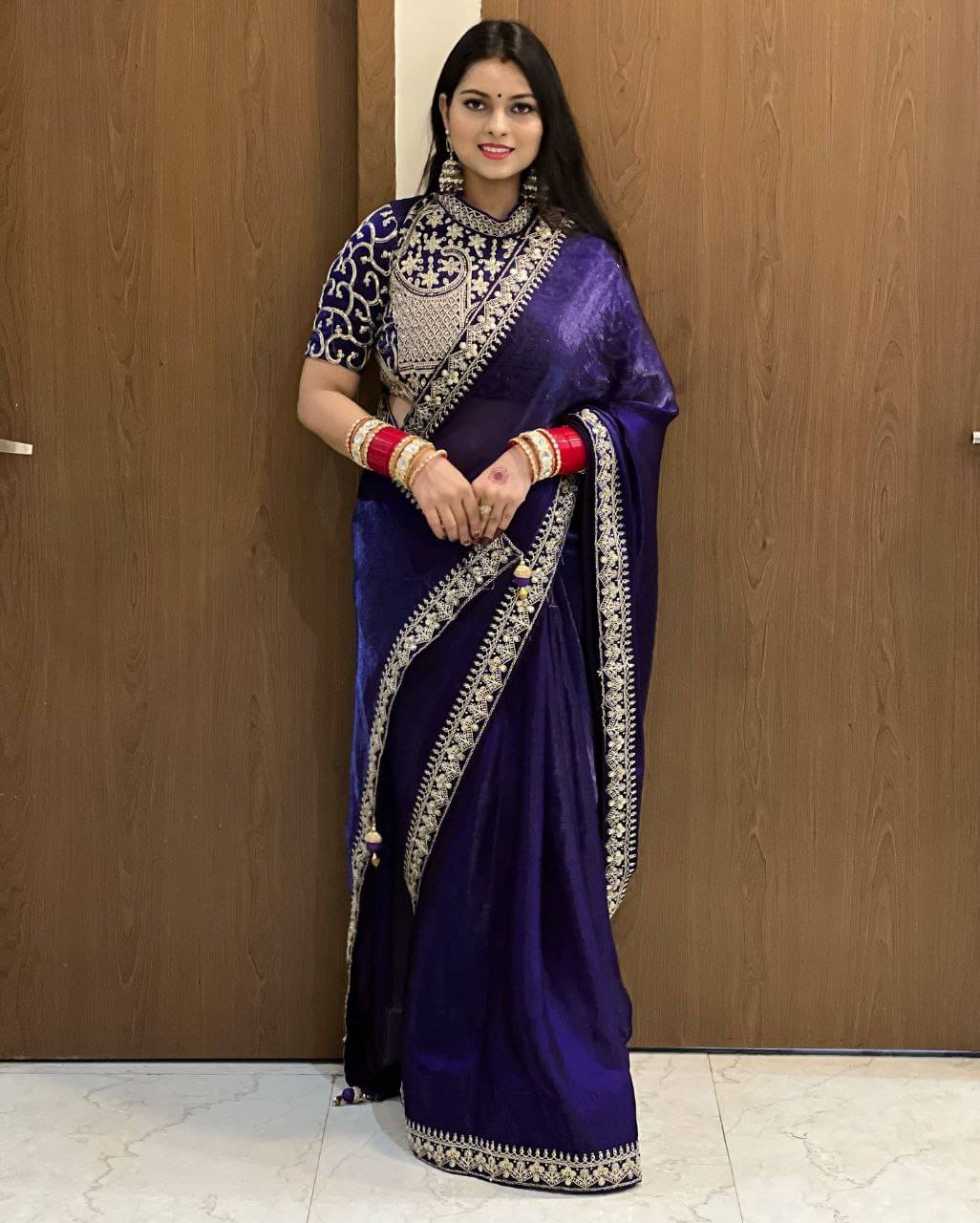     			Nil Madhav Art Silk Blend Embroidered Regular Saree With Unstitched Blouse Piece ( Blue )