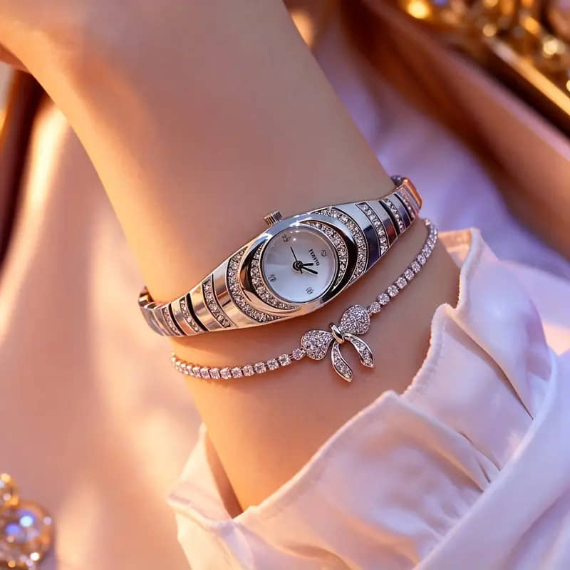 Renaissance Traders Silver Metal Analog Womens Watch