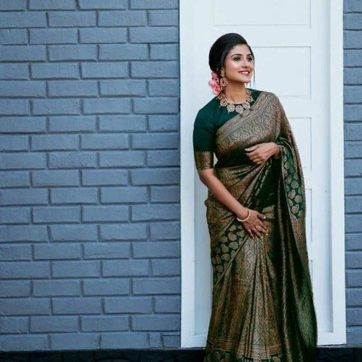     			Spetila Silk Blend Woven Design Kanjeevaram Sarees With Unstitched Blouse Piece ( Green )