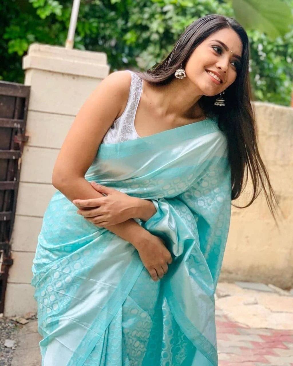     			Spetila Silk Blend Woven Design Kanjeevaram Sarees With Unstitched Blouse Piece ( Light Blue )