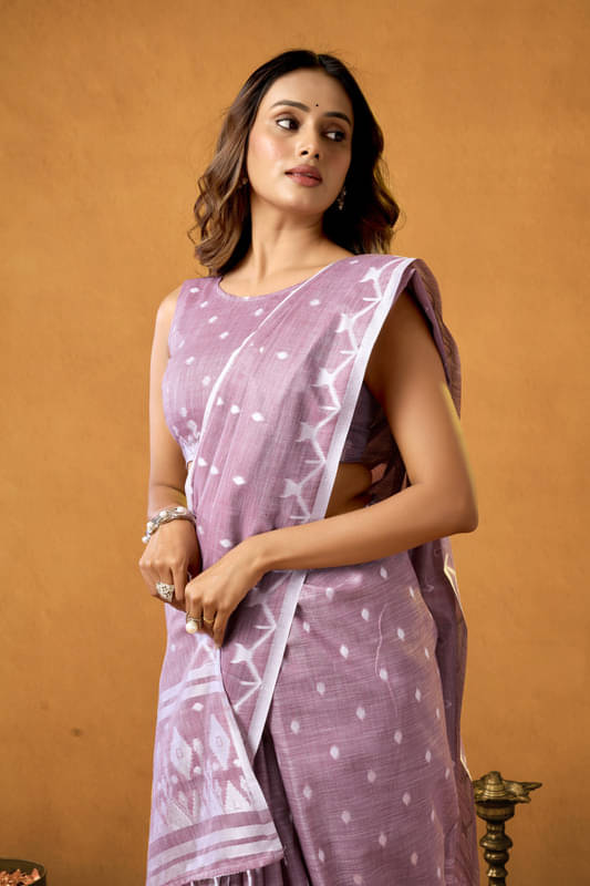 BFM Linen Woven Regular Saree With Unstitched Blouse Piece ( Purple ) BFM Linen Woven Regular Saree With Unstitched Blouse Piece ( Purple )