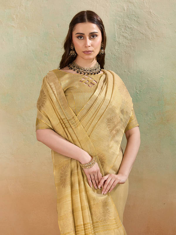     			BFM Tissue Woven Regular Saree With Unstitched Blouse Piece ( Gold )