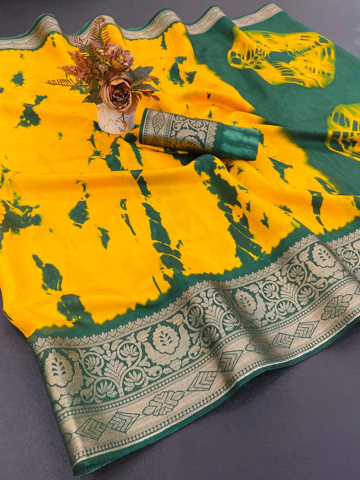 JULEE Art Silk Printed Regular Saree With Unstitched Blouse Piece ( Yellow ) JULEE Art Silk Printed Regular Saree With Unstitched Blouse Piece ( Yellow )