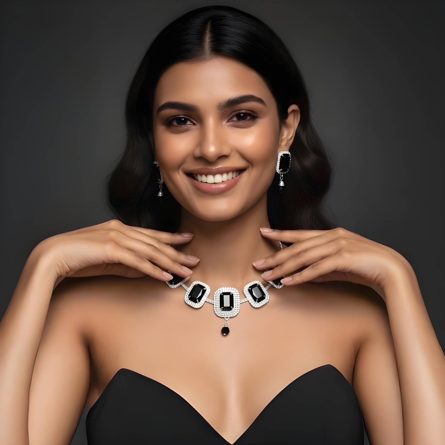     			LAAZ Black Alloy Necklace Set ( Pack of 1 )
