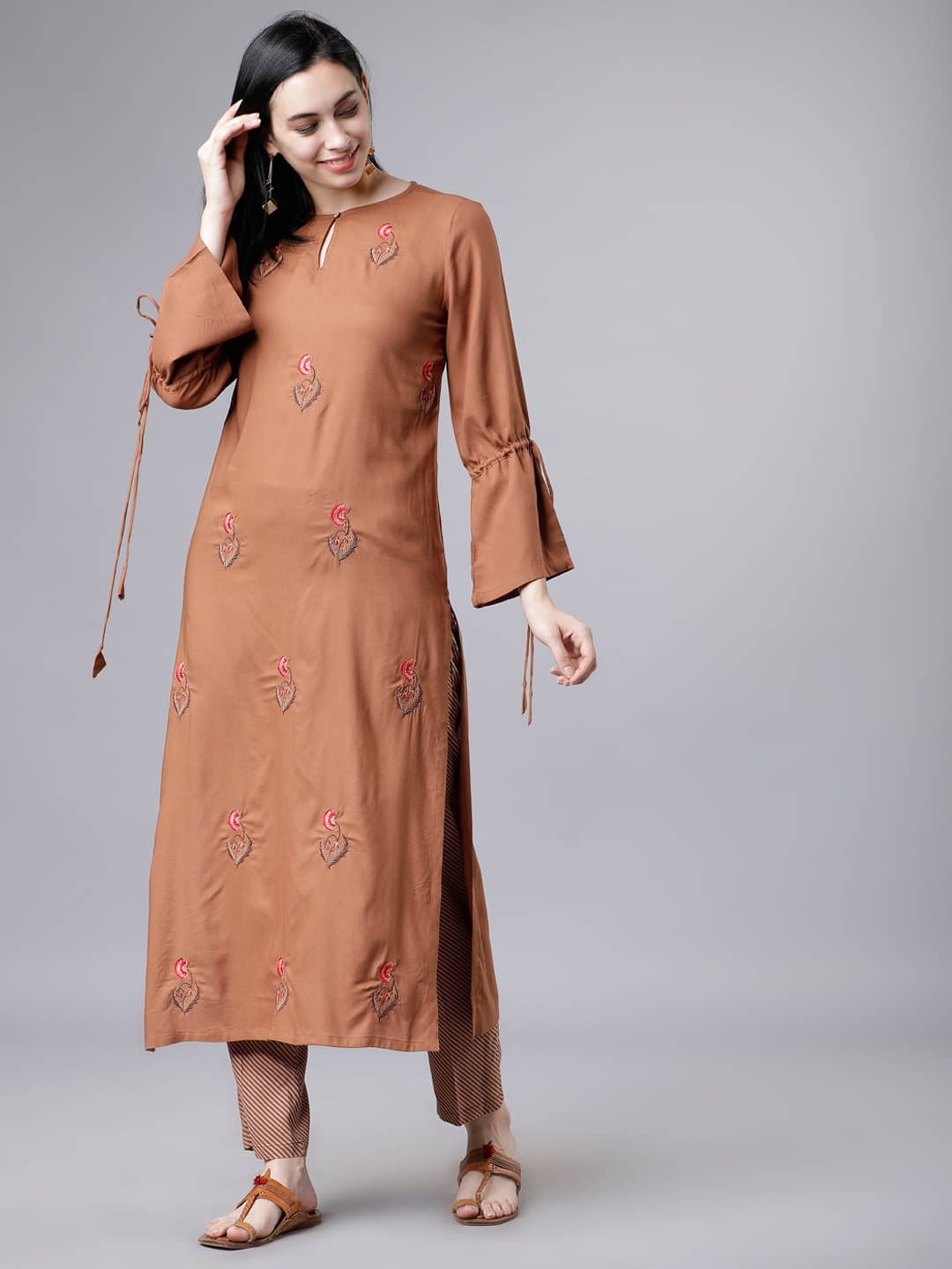 Vishudh Women Rayon Solid Straight Kurti With Palazzo ( Brown ) Vishudh Women Rayon Solid Straight Kurti With Palazzo ( Brown )