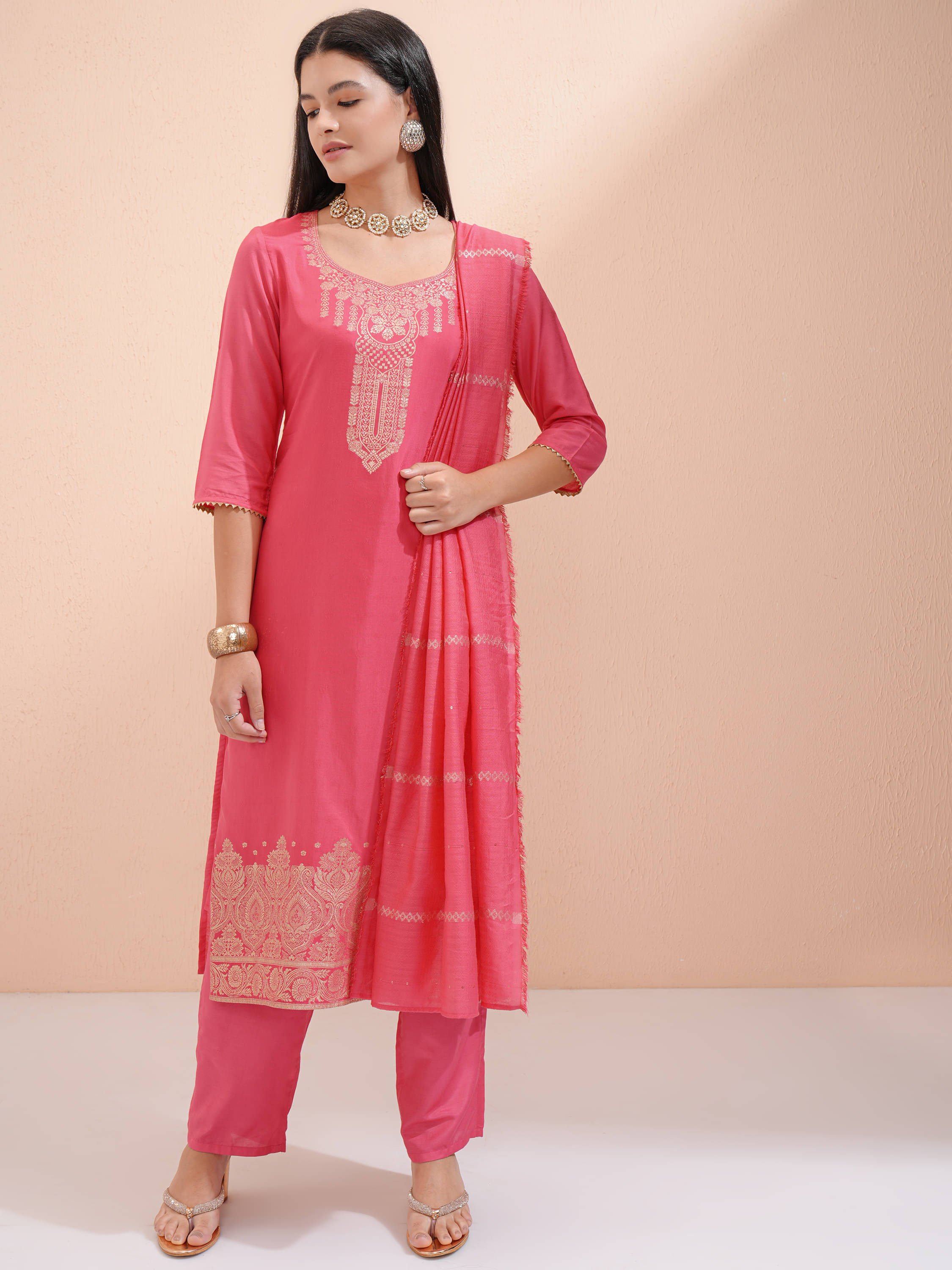 Vishudh Women Viscose Embroidered Straight Kurti With Pants ( Red ) Vishudh Women Viscose Embroidered Straight Kurti With Pants ( Red )