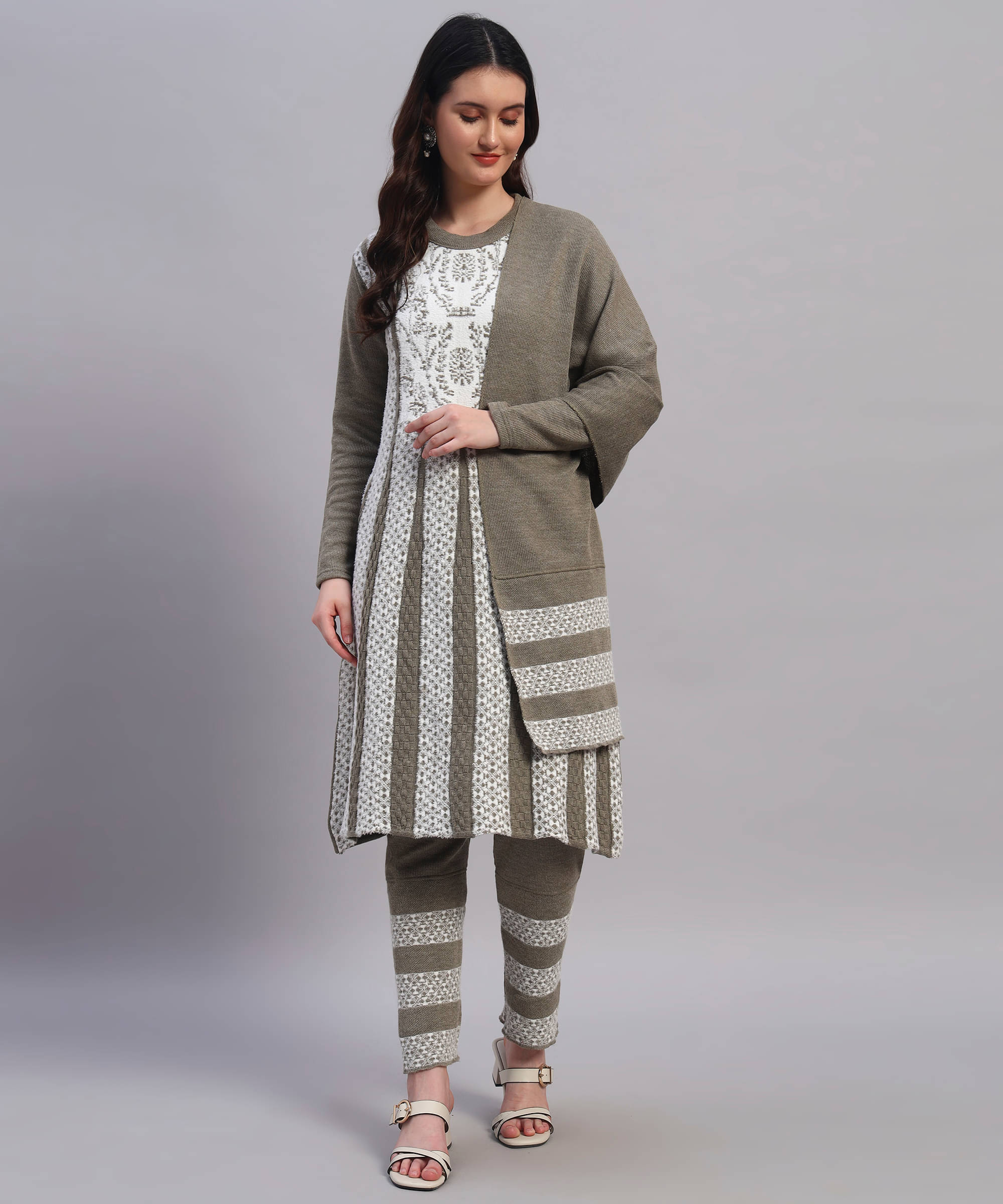     			GRAND MALBORK Women Woollen Printed A-line Kurti With Pants ( Dark Green )