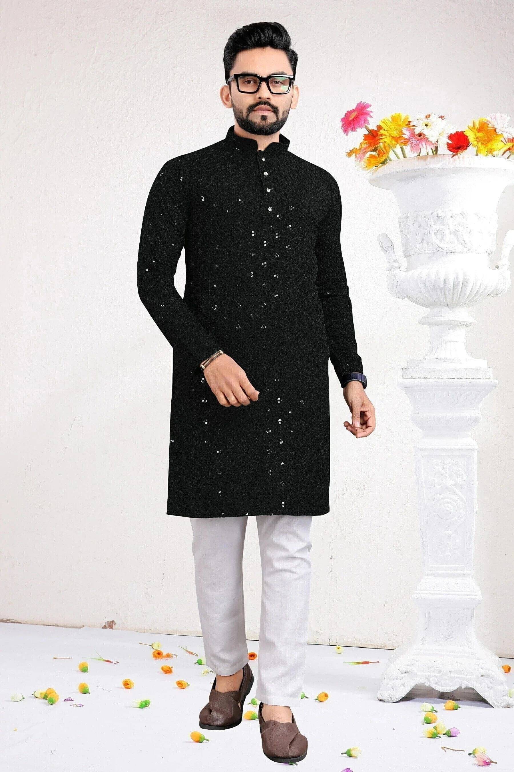     			Valaki Black Cotton Blend Regular Fit Men's Kurta Pyjama Set ( Pack of 1 )