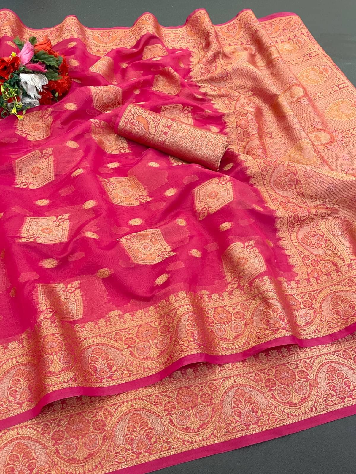 Lady Shopi Organza Printed Regular Saree With Unstitched Blouse Piece ( Pink ) Lady Shopi Organza Printed Regular Saree With Unstitched Blouse Piece ( Pink )