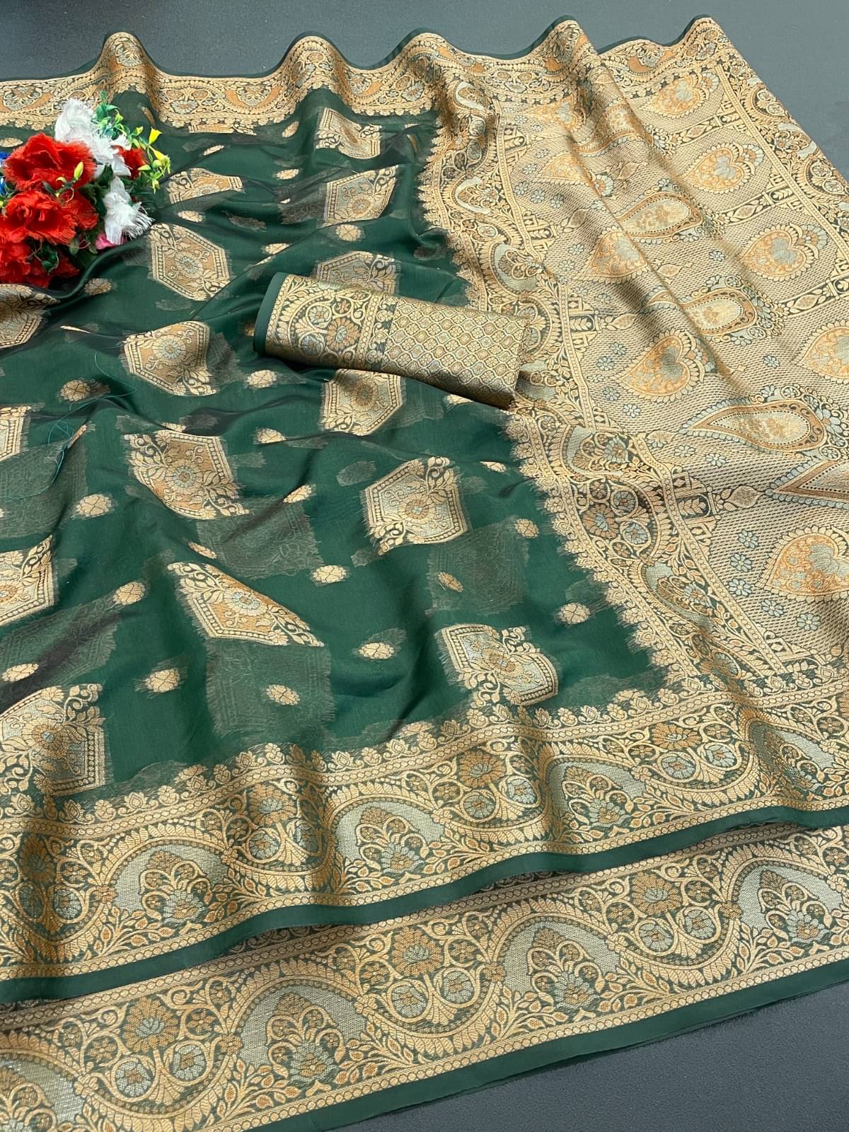     			Lady Shopi Organza Printed Regular Saree With Unstitched Blouse Piece ( Green )