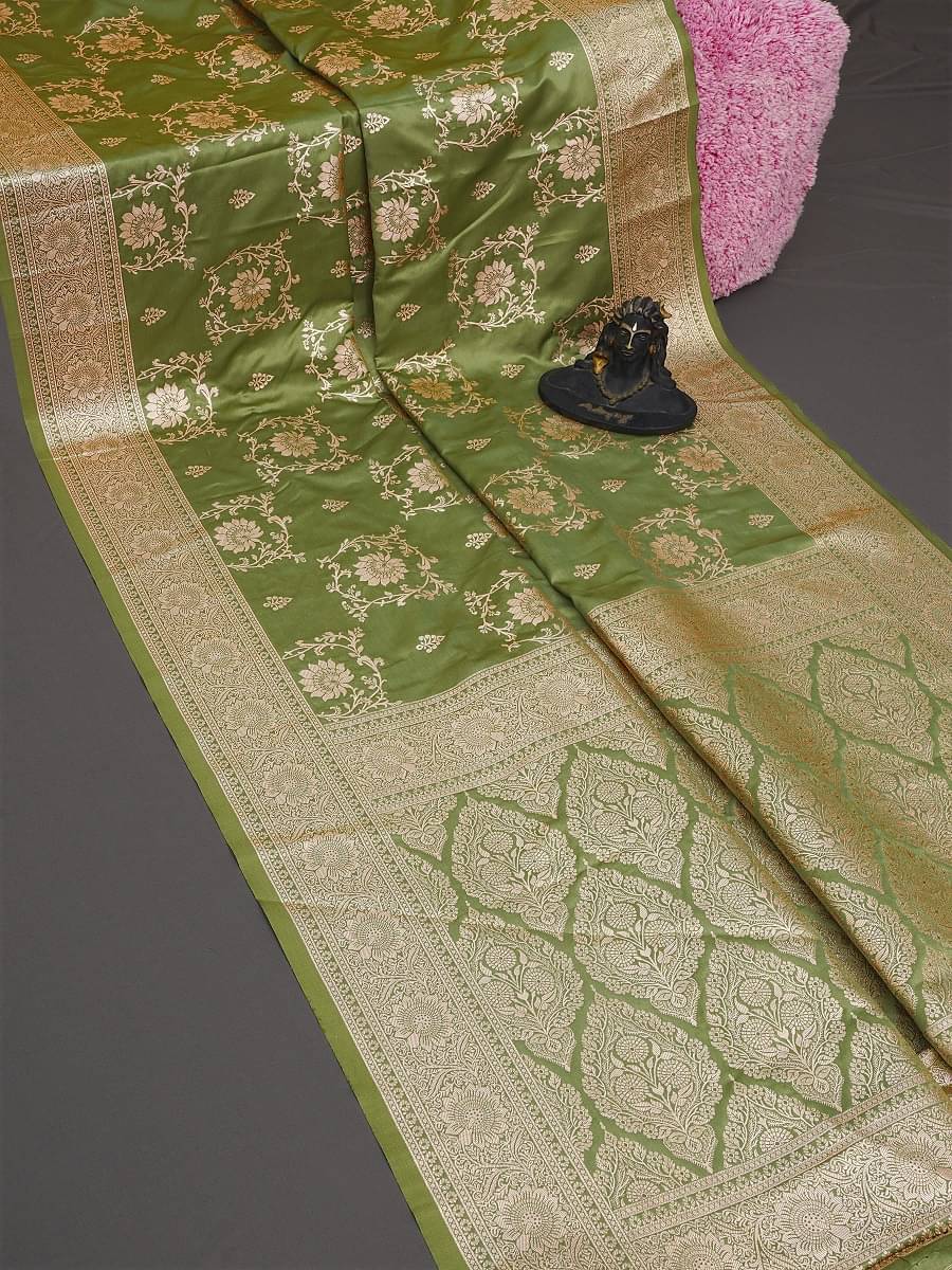     			Indesa Satin Embellished Banarasi saree With Unstitched Blouse Piece ( Peach )