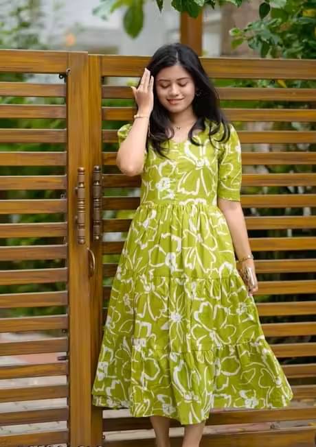 Jivandhara Women Rayon Printed Fit & Flare Dress ( Green ) Jivandhara Women Rayon Printed Fit & Flare Dress ( Green )