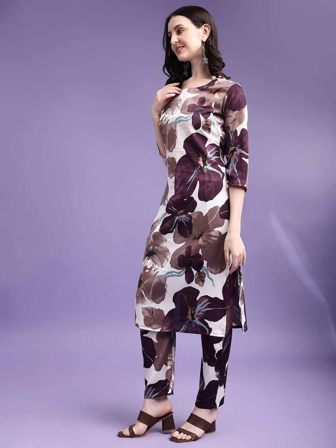     			KAMYA SAREES Women Polyester Printed Straight Kurti With Pants ( Purple )