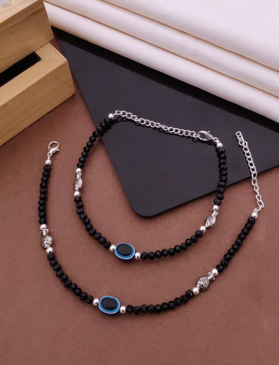     			Shivay Fashion  hub Silver Anklets ( Pack of 1 )