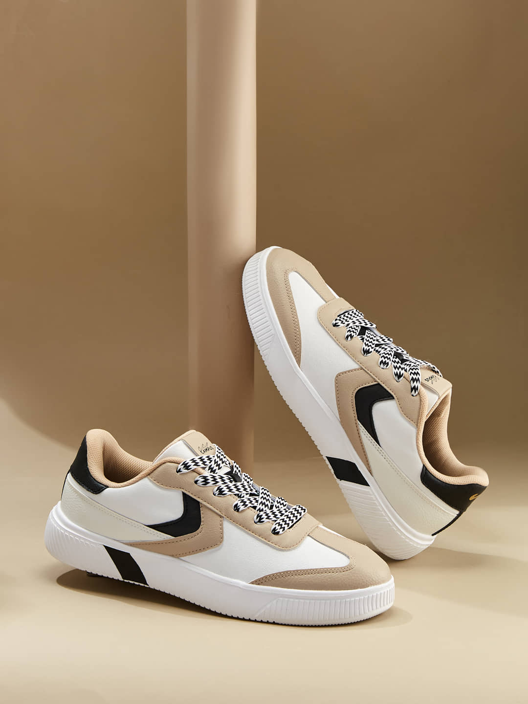 Campus OG-43 White Men's Sneakers - Casual Shoes | Buy online on ZillyBuy