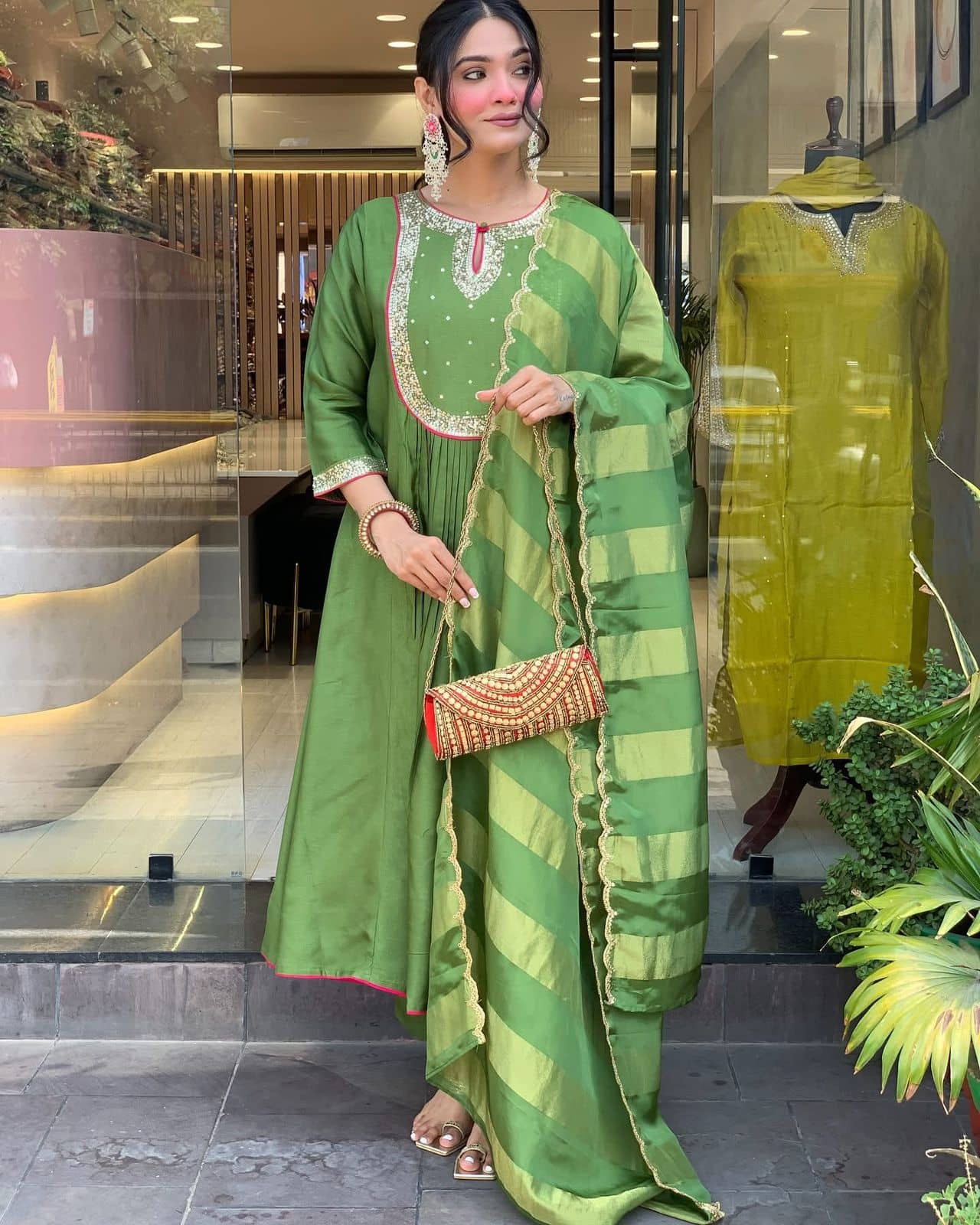 Mahek Fashion Women Chanderi Embroidered Anarkali Kurti With Pants ( Mint Green )