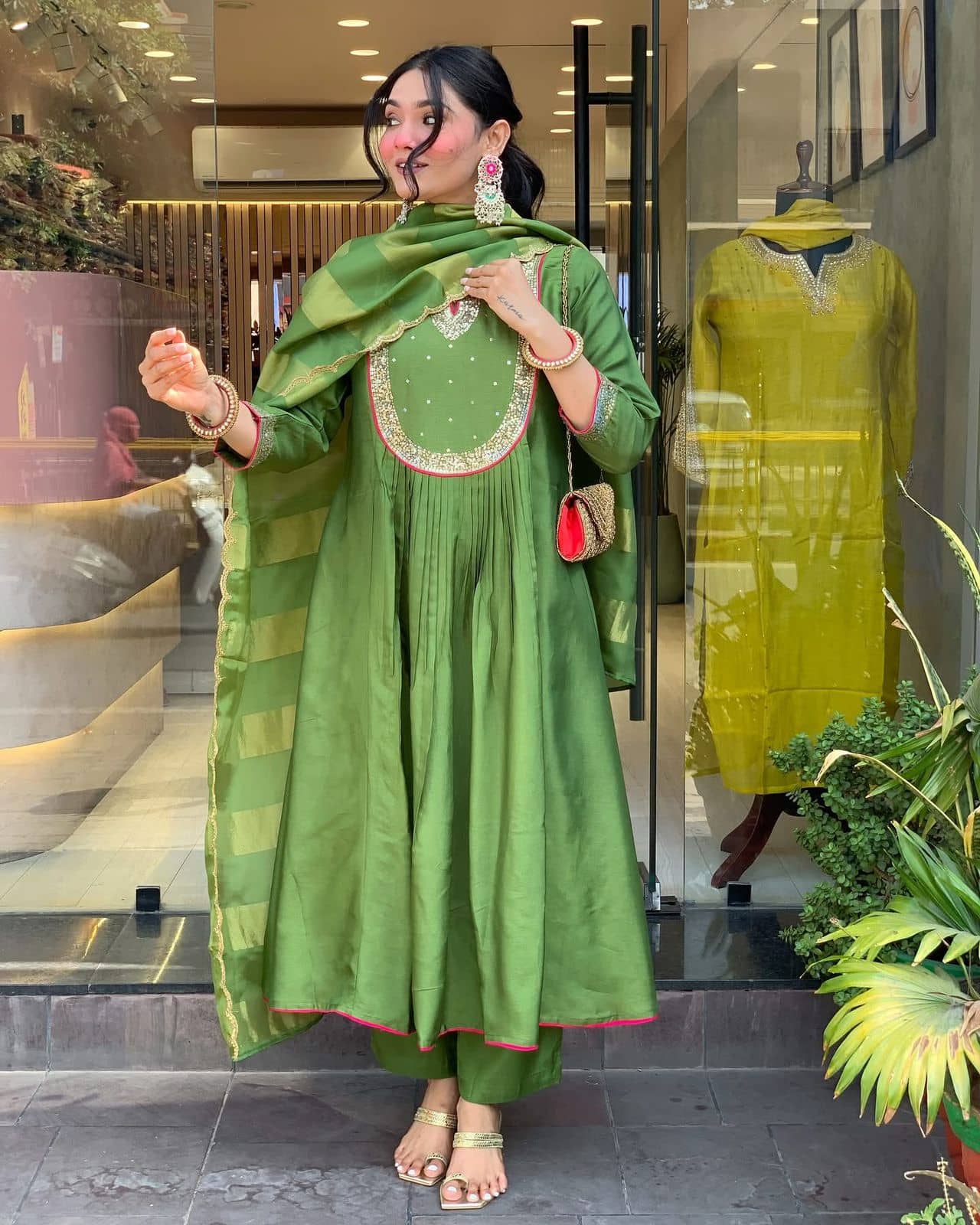 Mahek Fashion Women Chanderi Embroidered Anarkali Kurti With Pants ( Light Green )