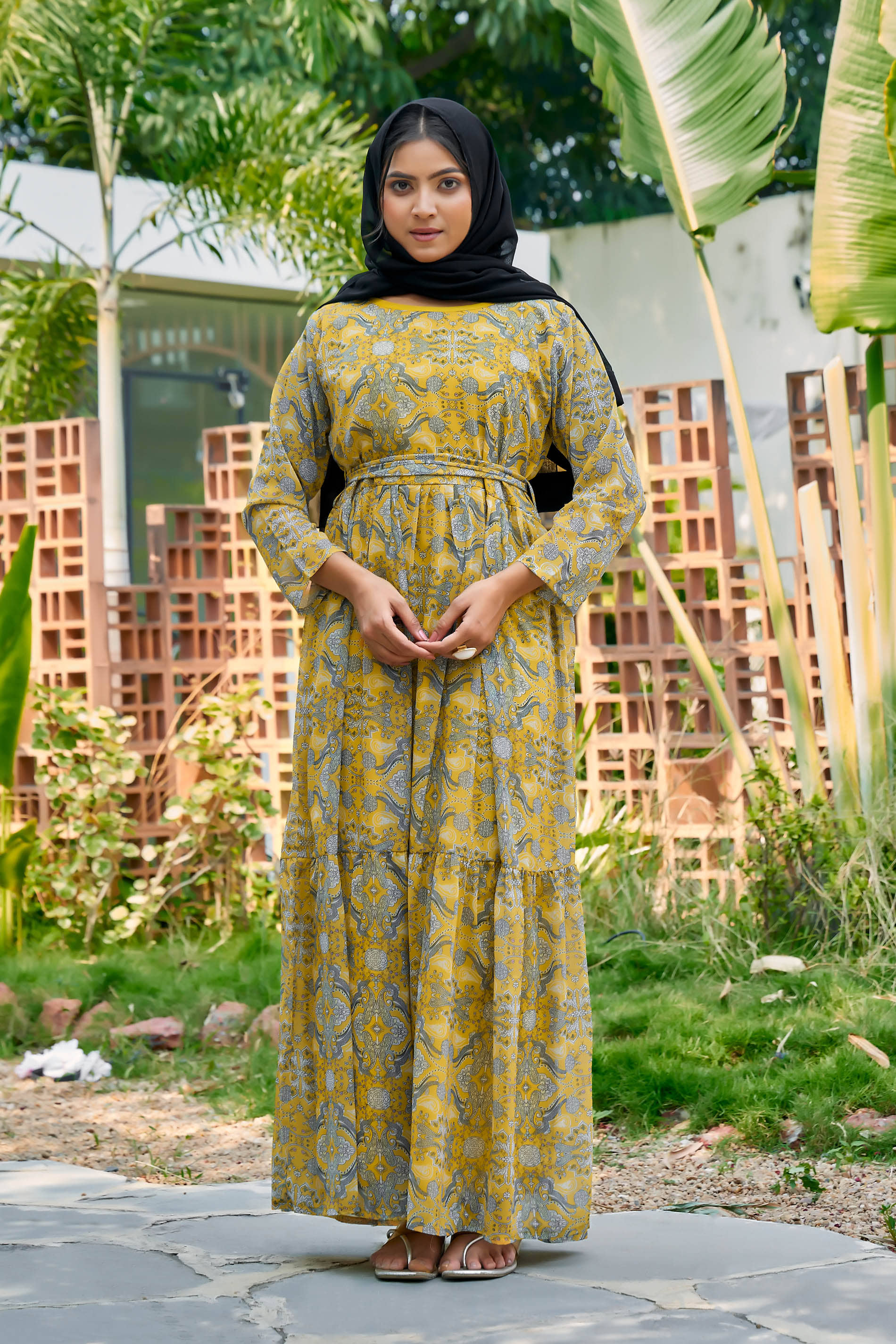 SARINKU Women Georgette Flared Stitched Ethnic Gown ( Yellow )