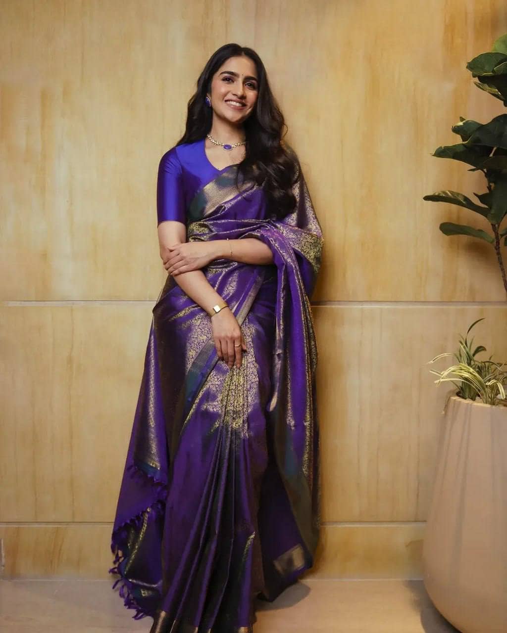 fab woven Art Silk Woven Design Banarasi saree With Unstitched Blouse Piece ( Purple ) - Sarees | Buy online on ZillyBuy