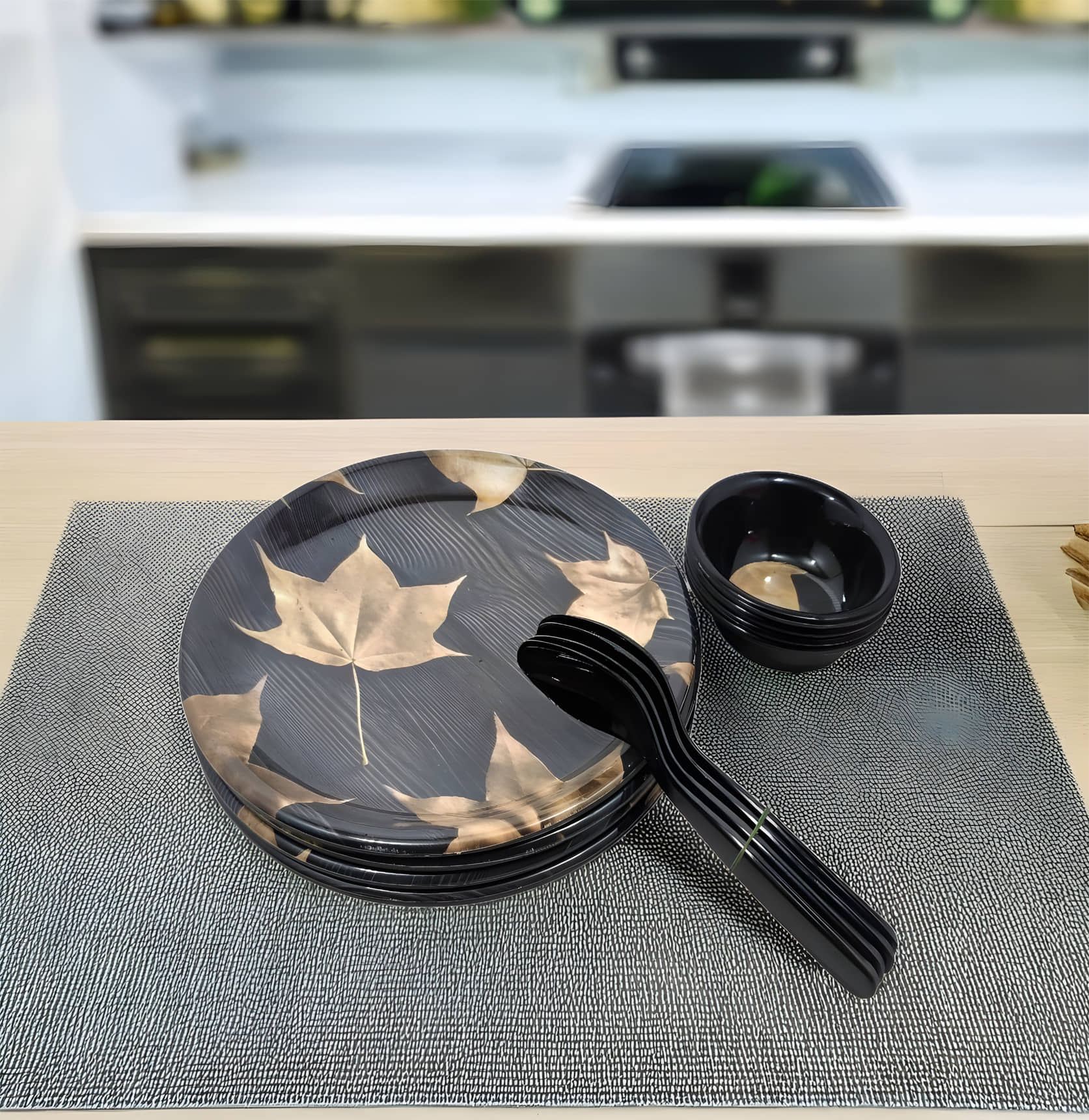 Inpro Lightweight and everyday use Printed Melamine Dinner Set ( Pack of 12 ) Black