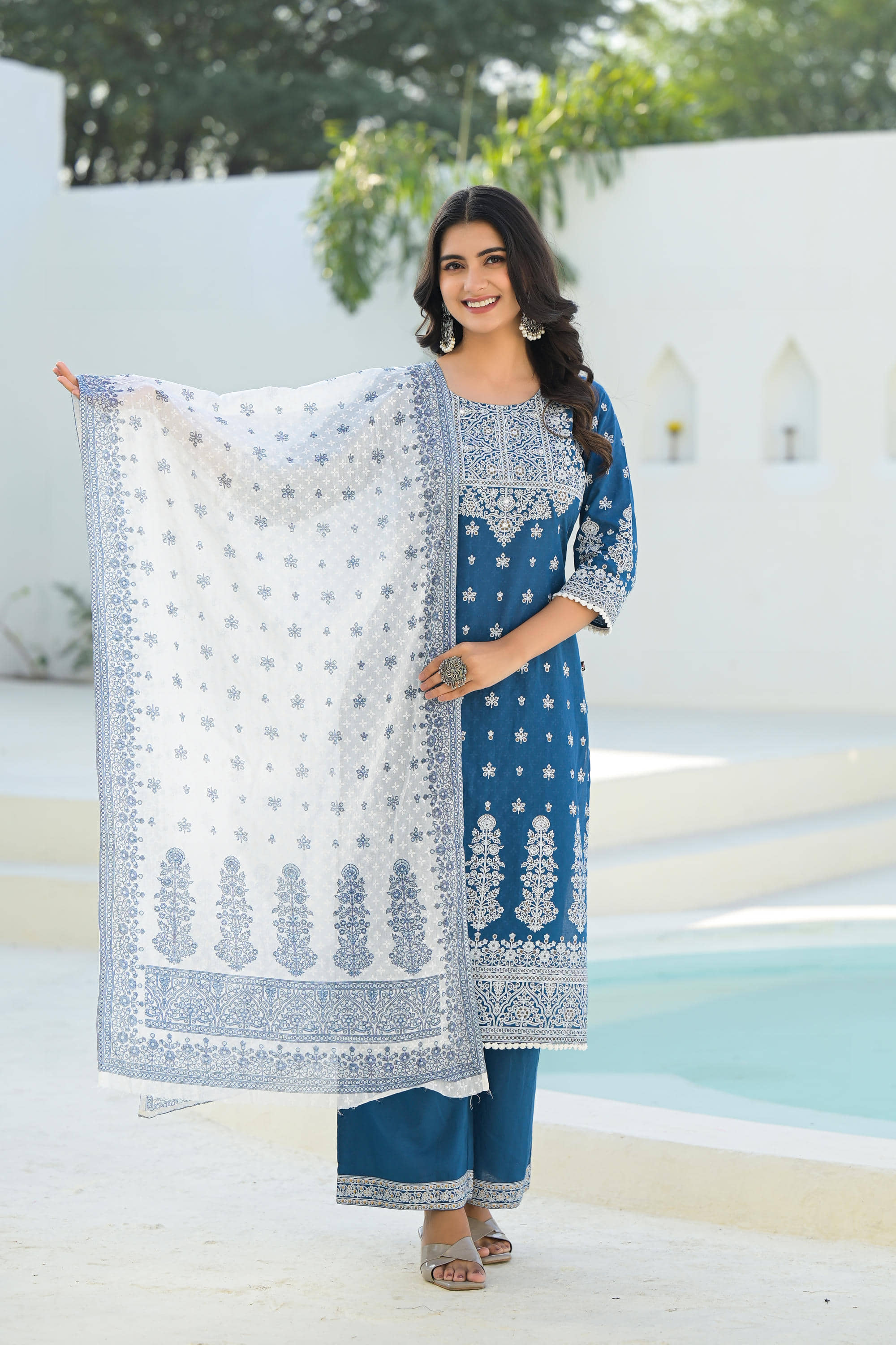 Juniper Women Cotton Embroidered Straight Kurti With Pants ( Indigo )