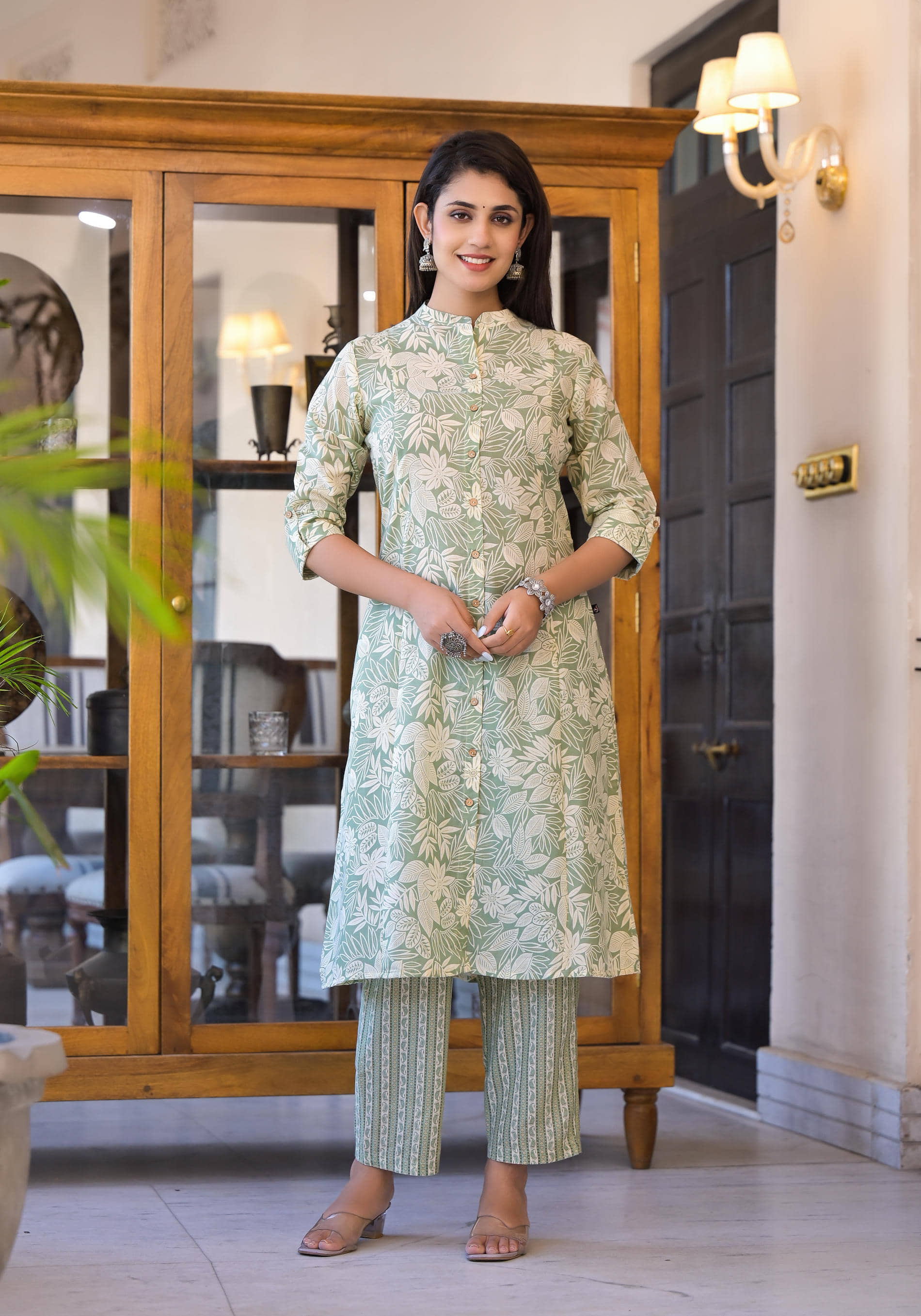 Juniper Women Cotton Printed Straight Kurti With Pants ( Green )