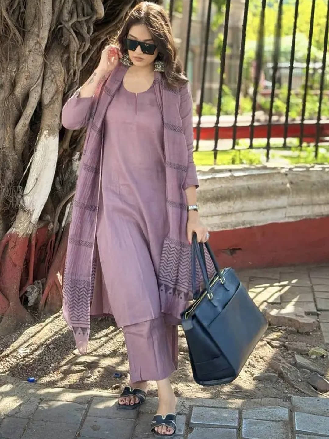 Lee Moda Women Rayon Solid A-line Kurti With Pants ( Purple )