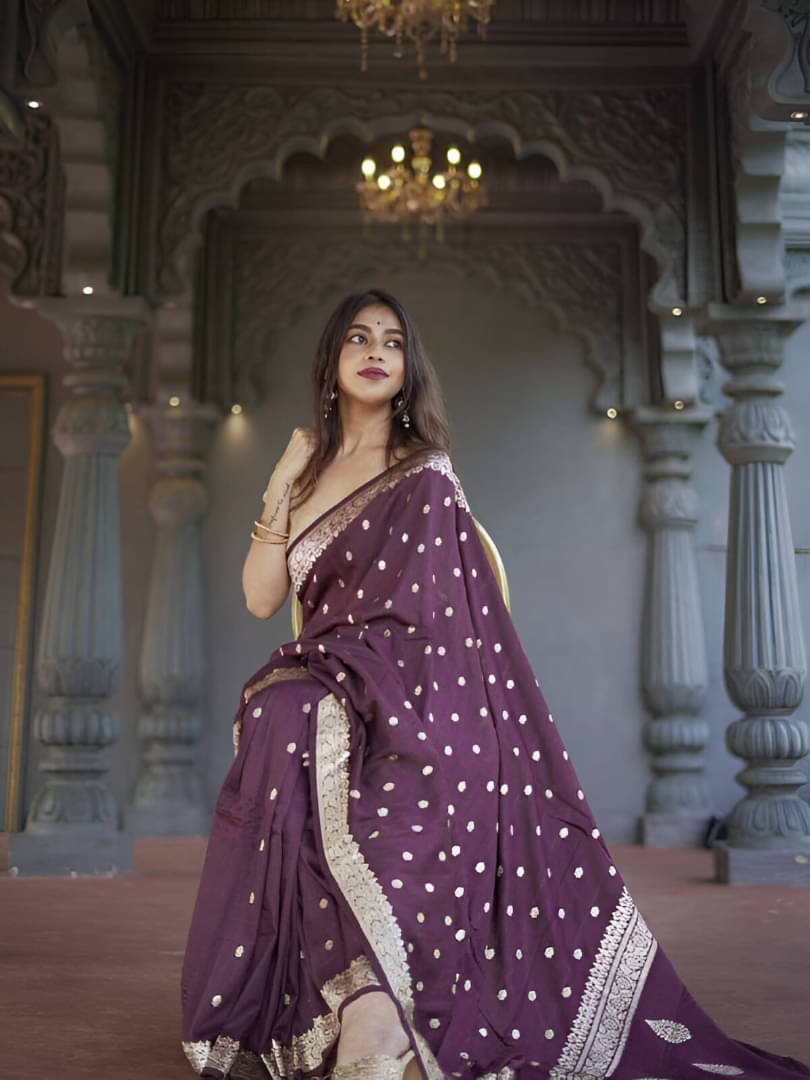     			KIVERA Linen Woven Design Regular Saree With Unstitched Blouse Piece ( Purple )