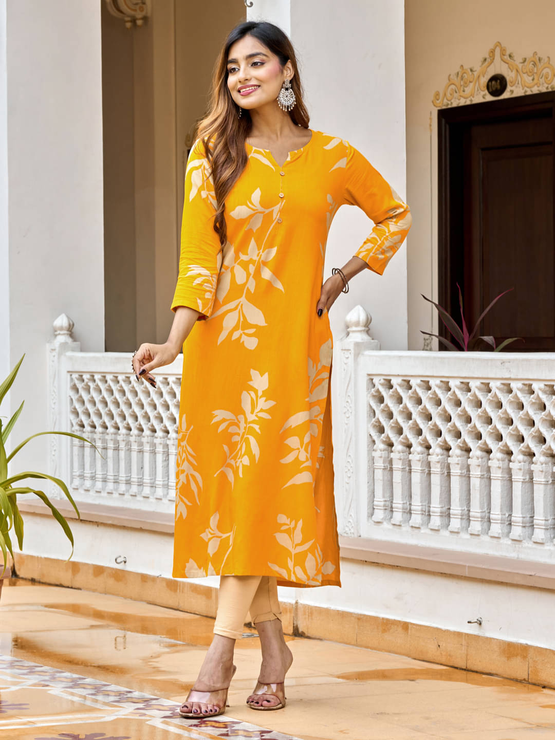 VIBEVISION Women Viscose Rayon Printed Straight Kurti ( Yellow ) VIBEVISION Women Viscose Rayon Printed Straight Kurti ( Yellow )