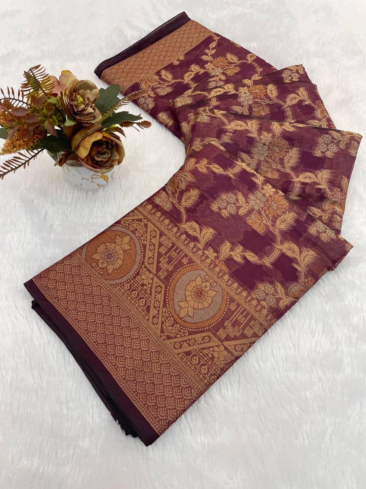 KV Fashion Organza Printed Regular Saree With Unstitched Blouse Piece ( Wine ) KV Fashion Organza Printed Regular Saree With Unstitched Blouse Piece ( Wine )