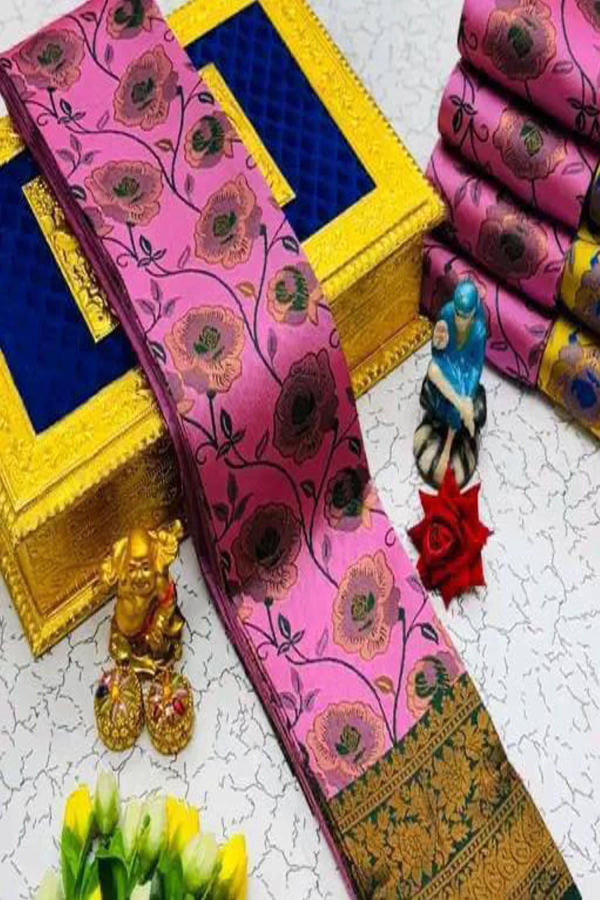 LUXEWOVEN Art Silk Woven Design Banarasi saree With Unstitched Blouse Piece ( Pink ) LUXEWOVEN Art Silk Woven Design Banarasi saree With Unstitched Blouse Piece ( Pink )