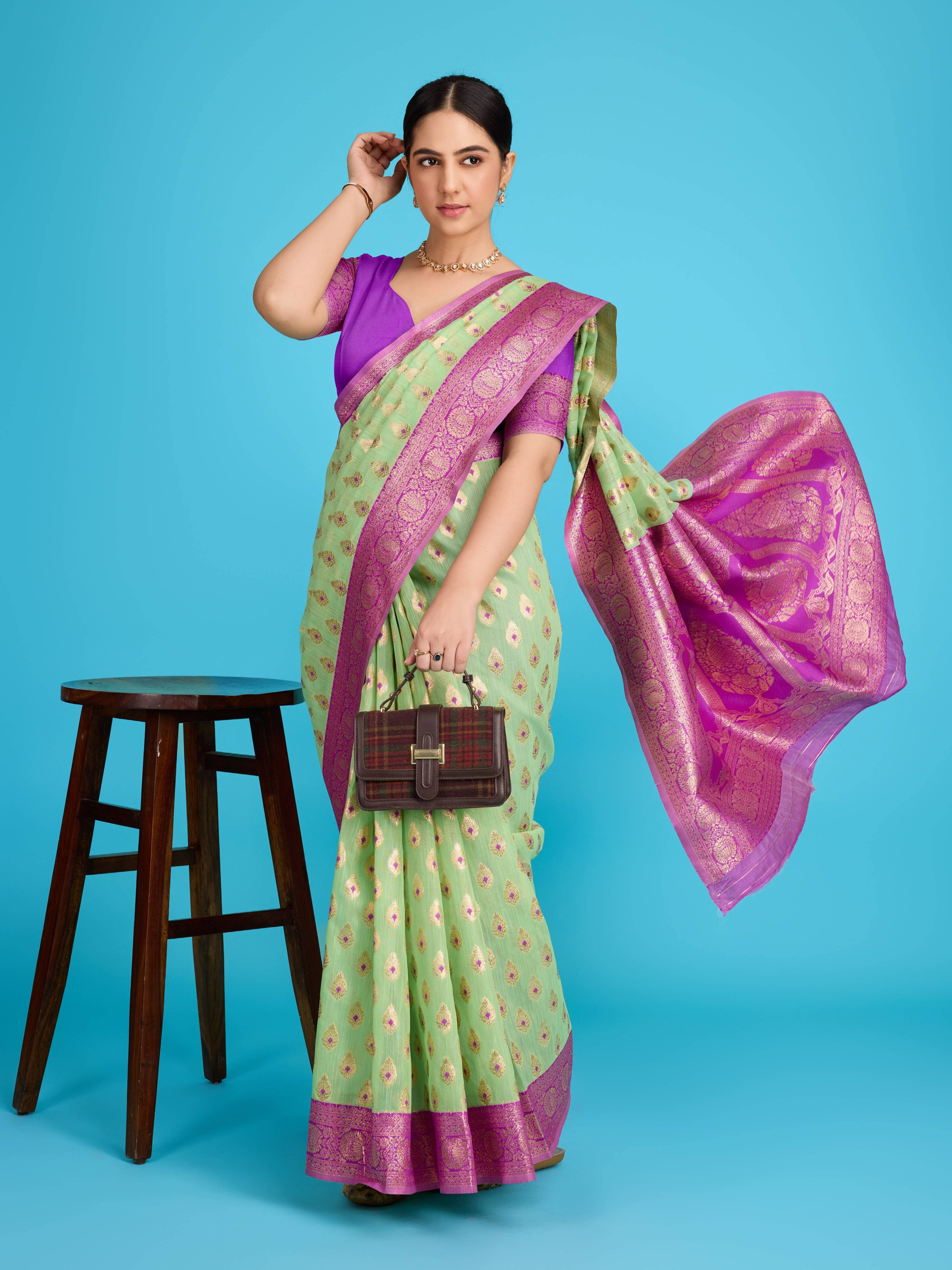     			Durga Textile Jacquard Printed Banarasi saree With Unstitched Blouse Piece ( Green )