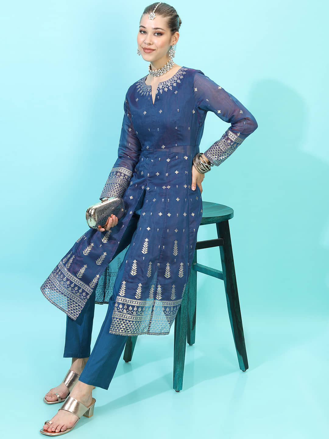 Vishudh Women Chanderi Printed Straight Kurti With Pants ( Blue )