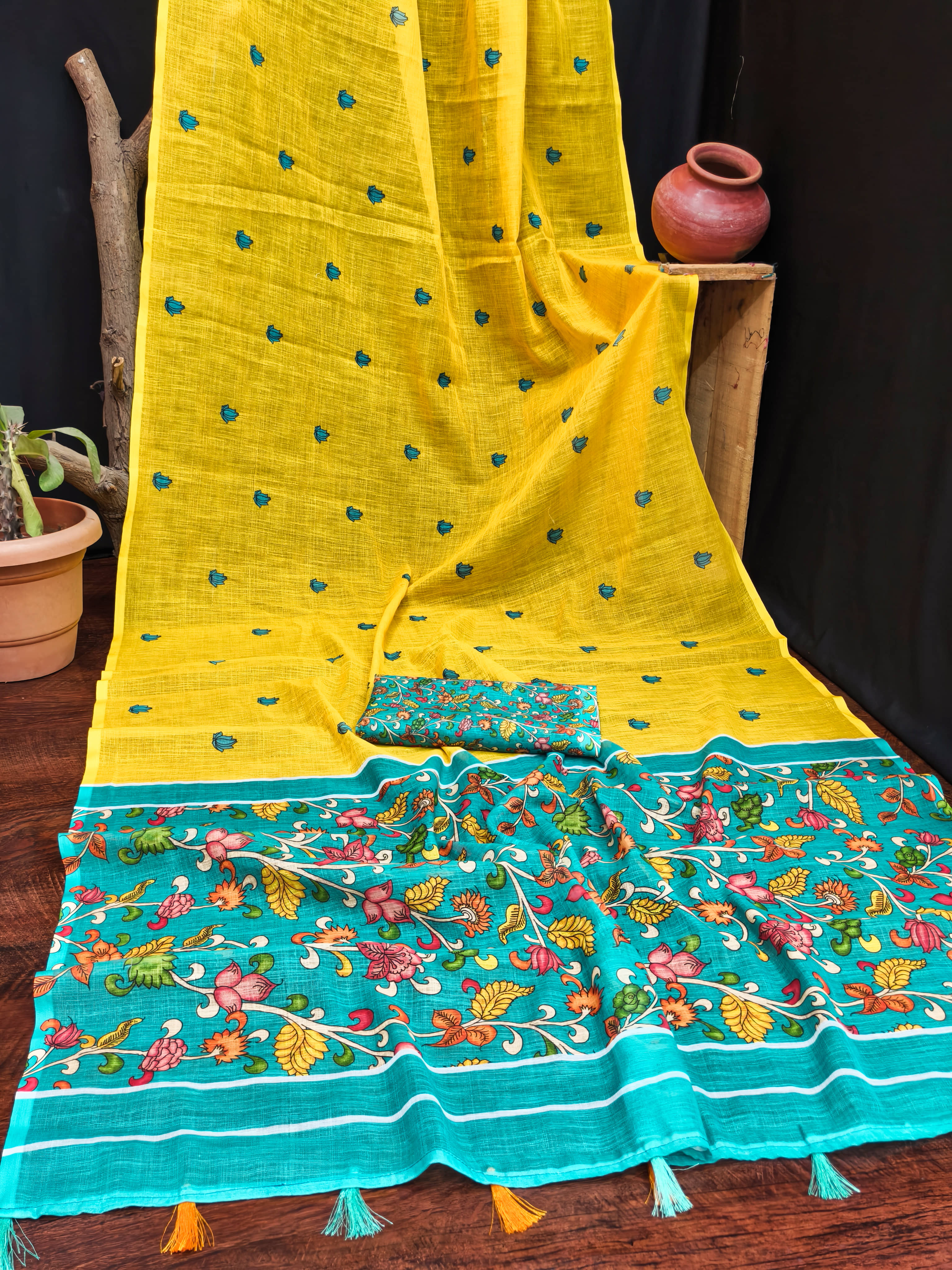 Kashvi Sarees Cotton Blend Printed Regular Saree With Unstitched Blouse Piece ( Yellow ) - Sarees | Buy online on ZillyBuy