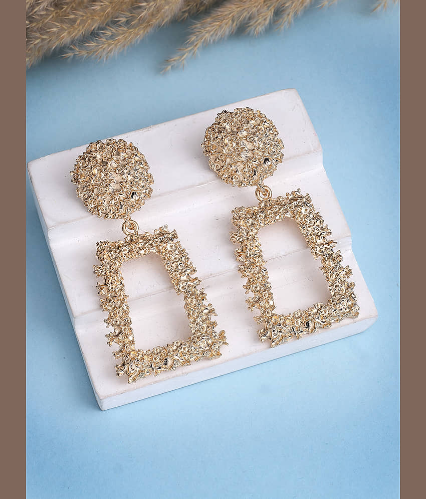 Scintillare by Sukkhi Golden Danglers Earrings ( Pack of 1 ) - Earrings | Buy online on ZillyBuy
